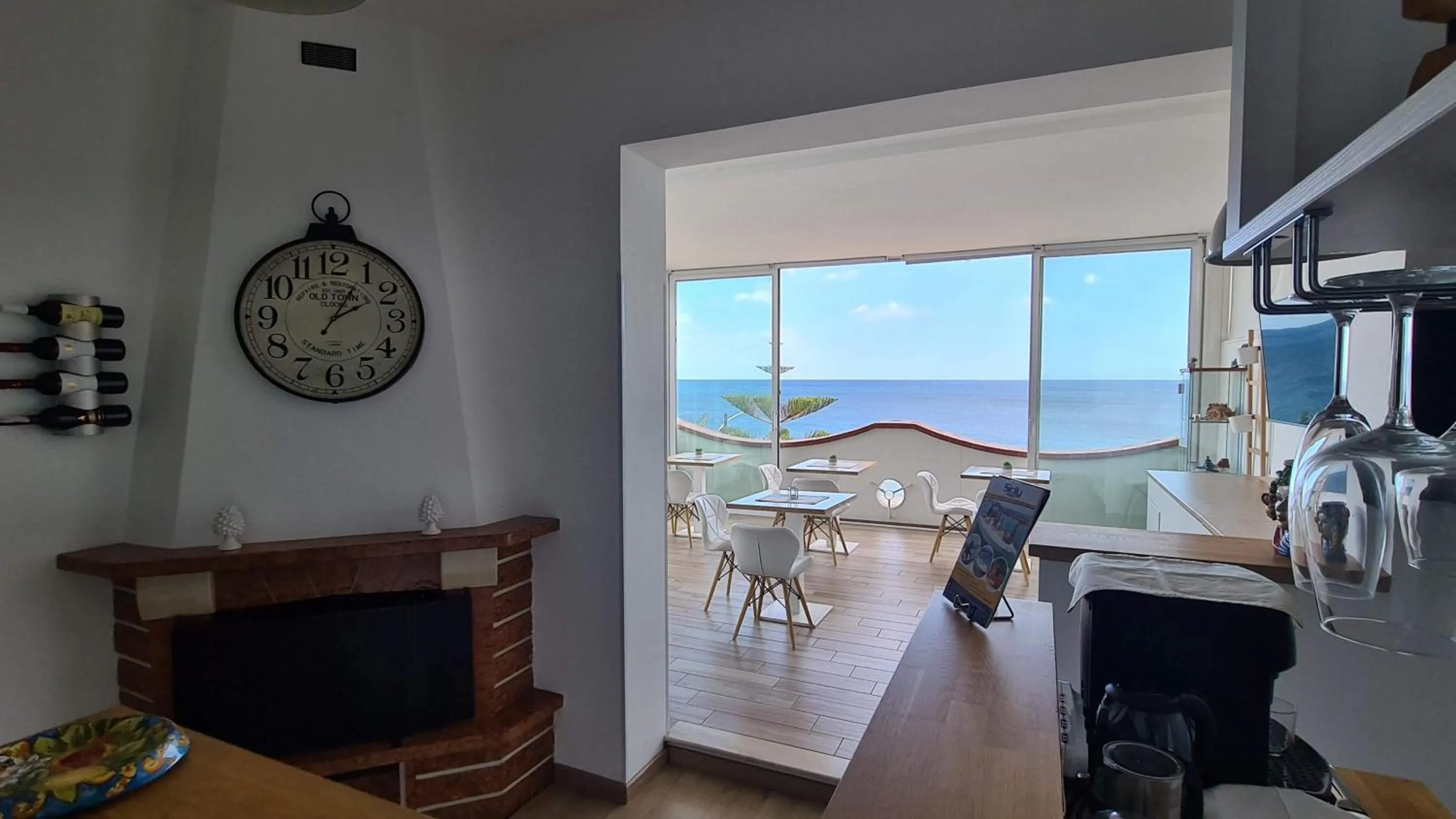 Restaurant/places to eat in Pantanello Rooms Avola