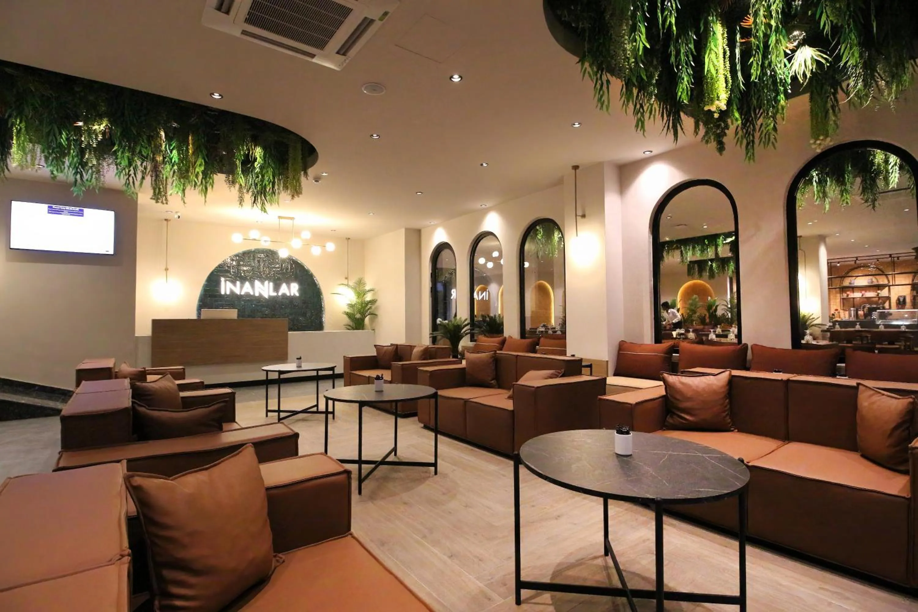 Restaurant/places to eat in İnanlar City Hotel