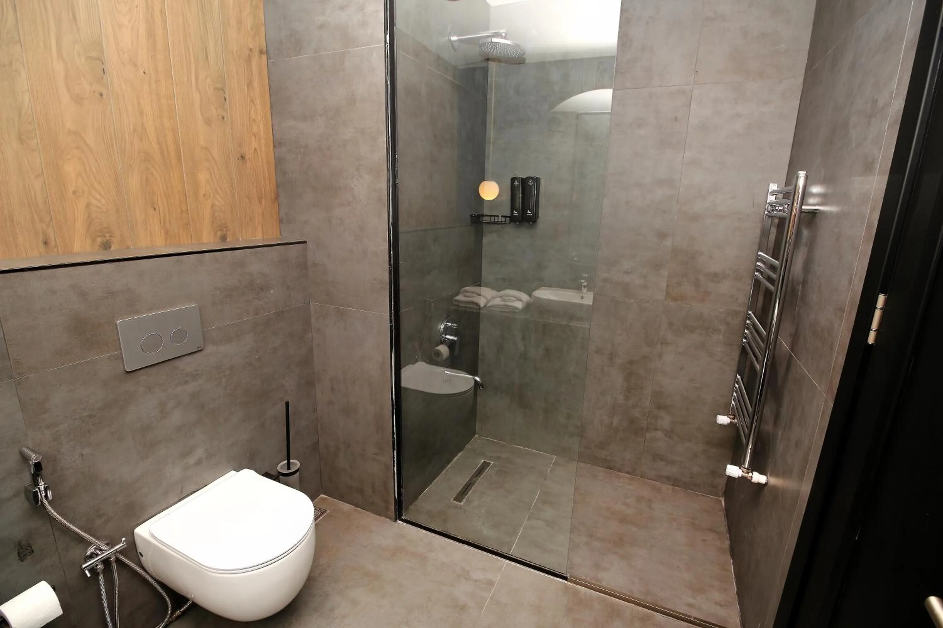 Shower in İnanlar City Hotel