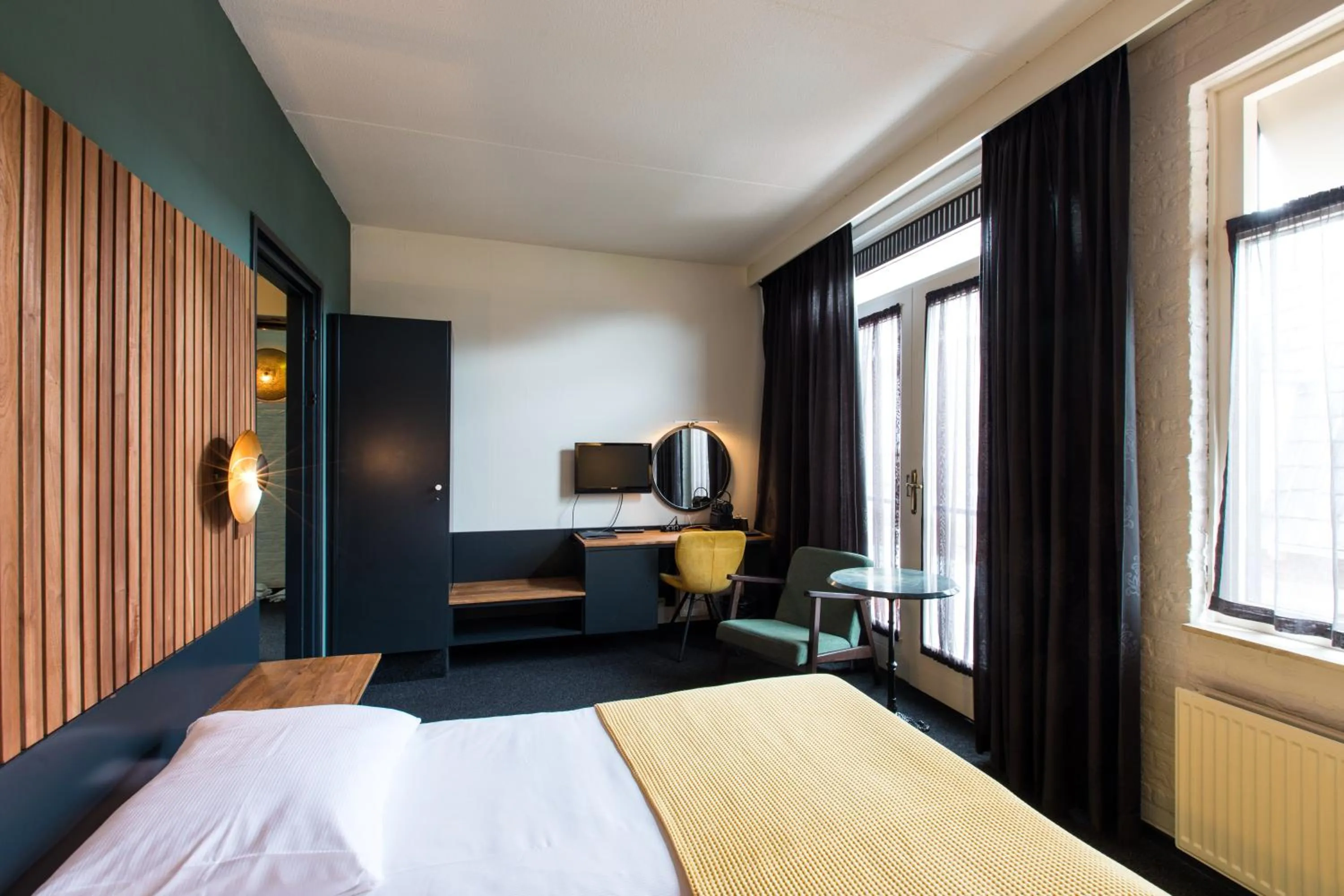 Bed in Hotel Café Restaurant De Posthoorn