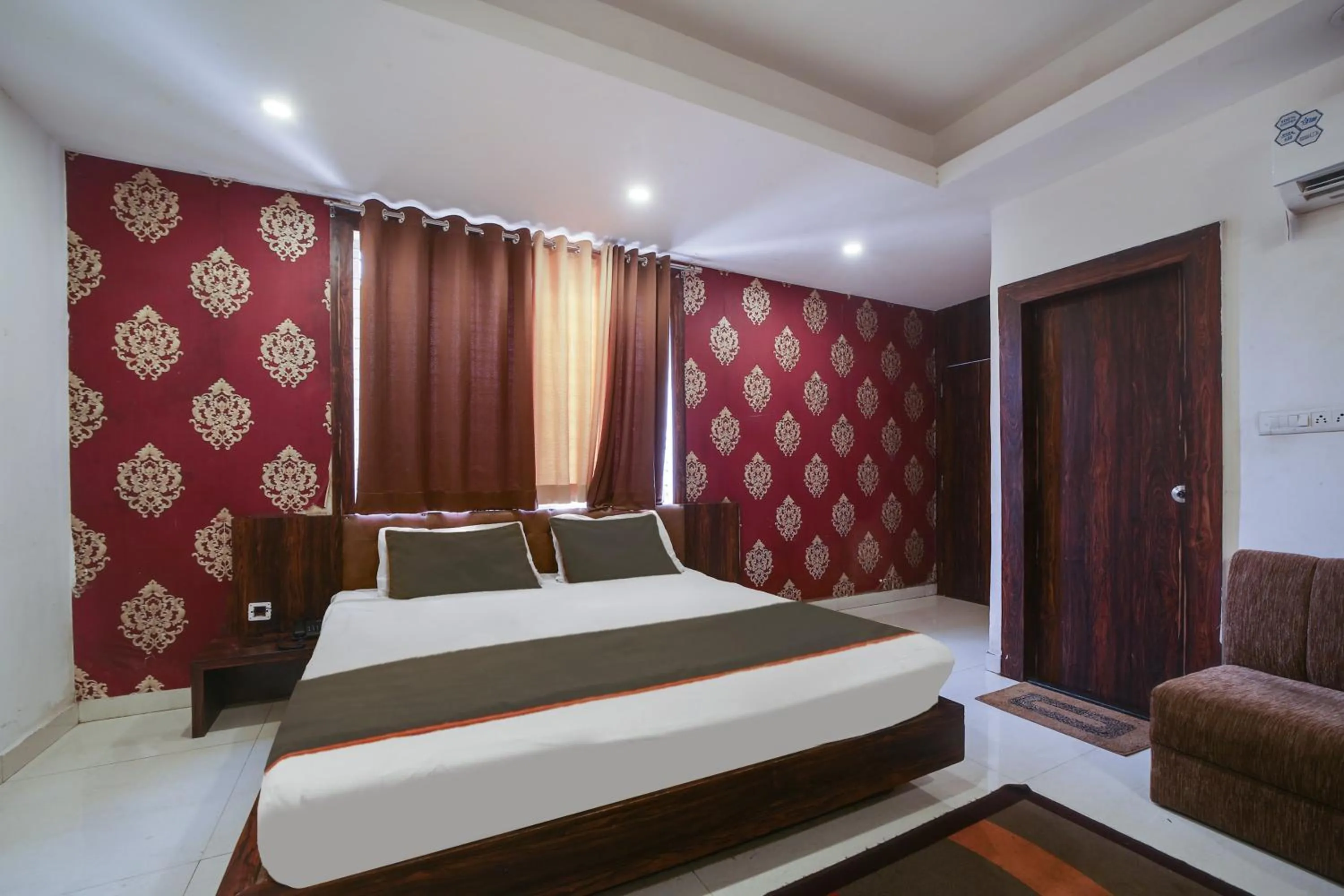 Bedroom, Bed in Hotel O Ocean Pearl