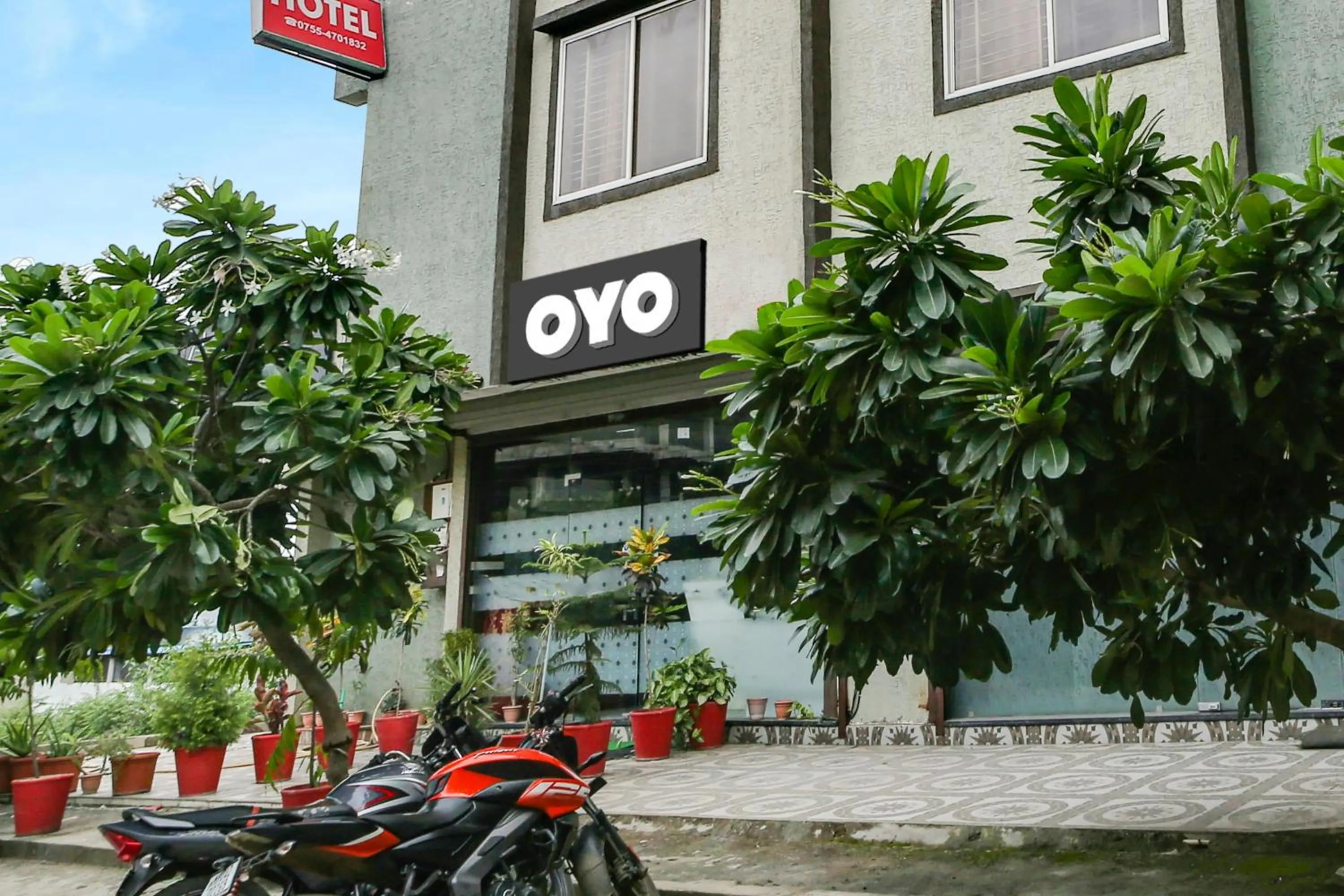 Facade/entrance in Hotel O Ocean Pearl