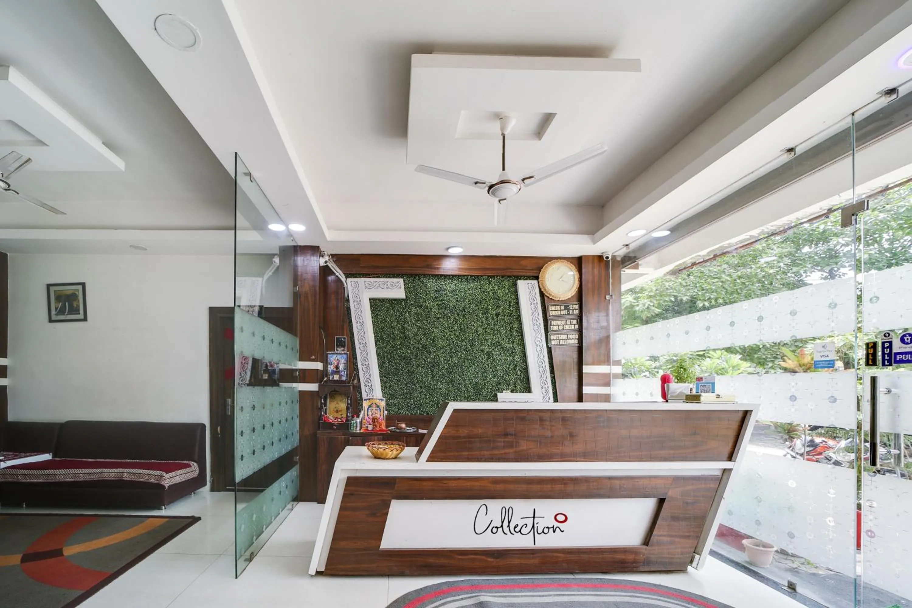 Lobby or reception in Hotel O Ocean Pearl