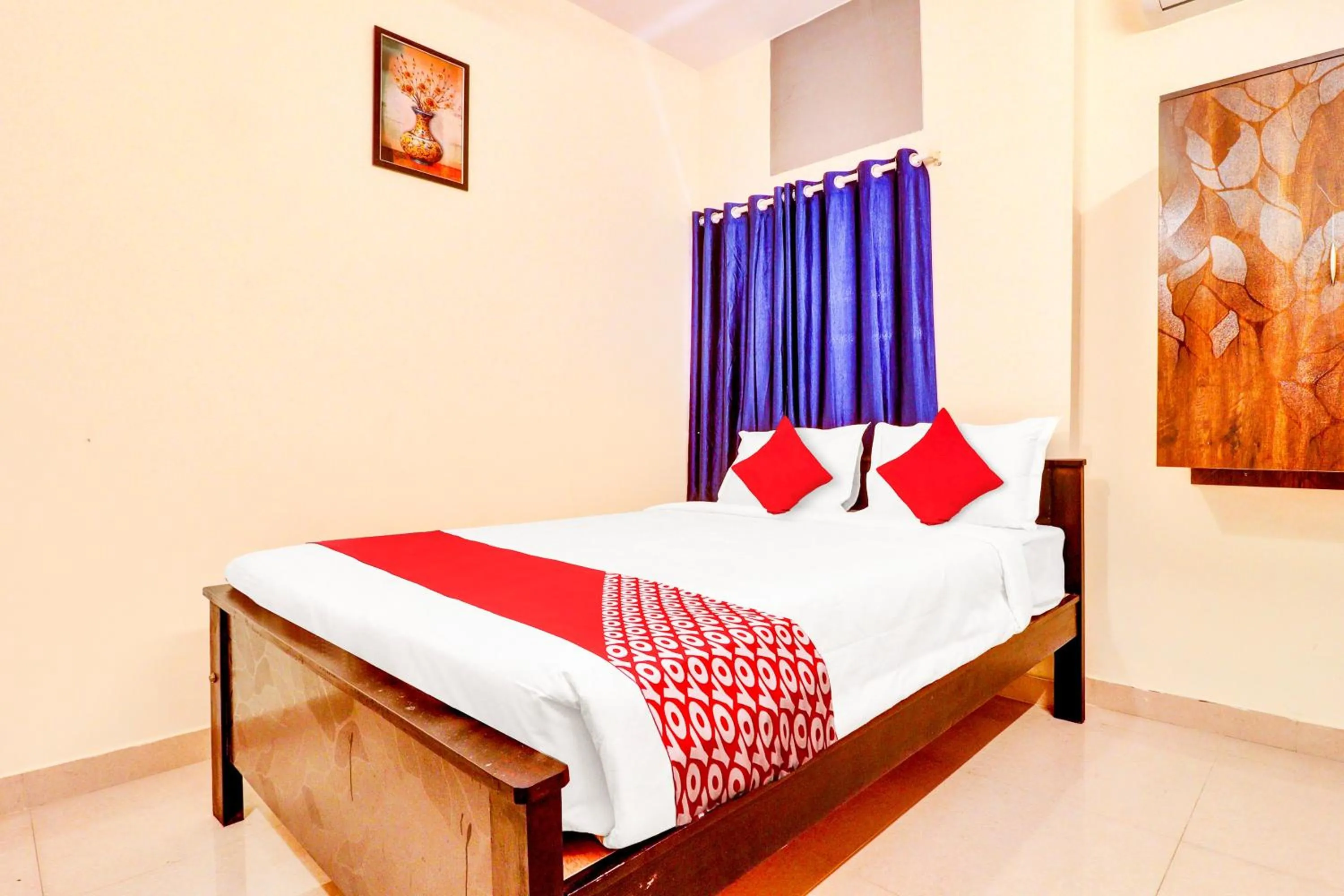 Bedroom, Bed in Hotel O IRA Comforts