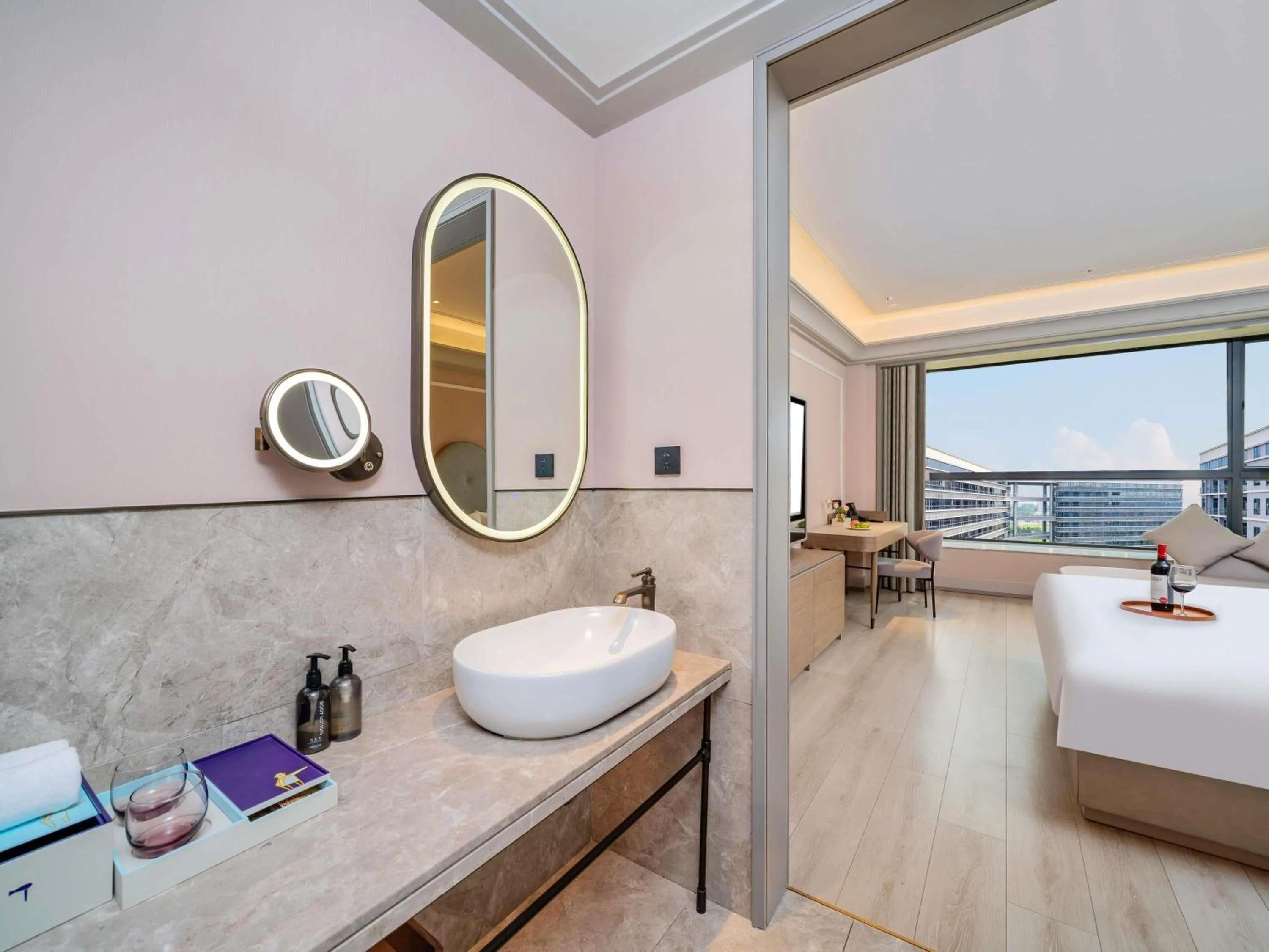 Bedroom, Bed in Mercure Guangzhou Baiyun International Airport - Airport Free Shuttle Bus