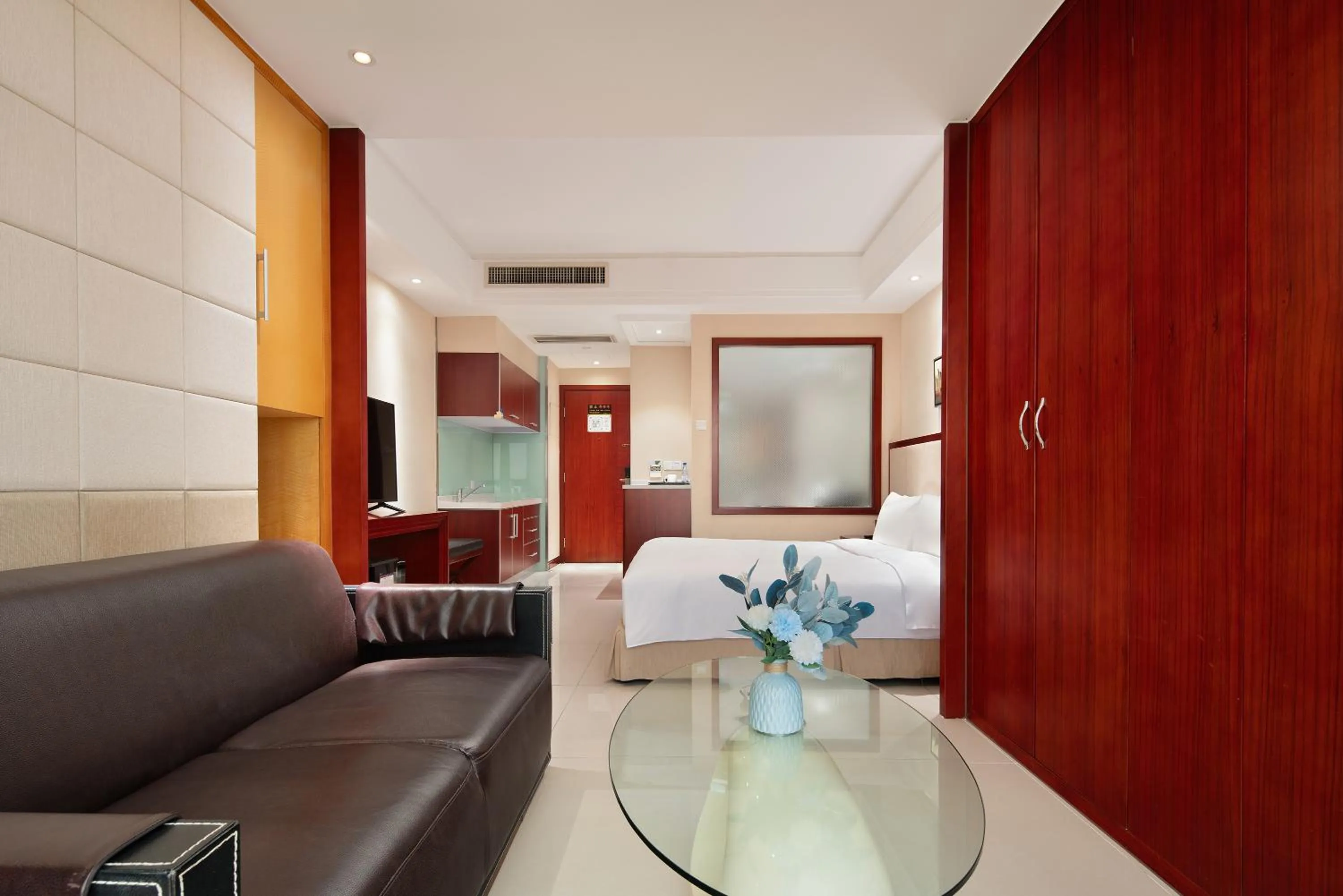 Haikou Mingguang Shengyi Hotel (Previous Mingguang International Hotel)