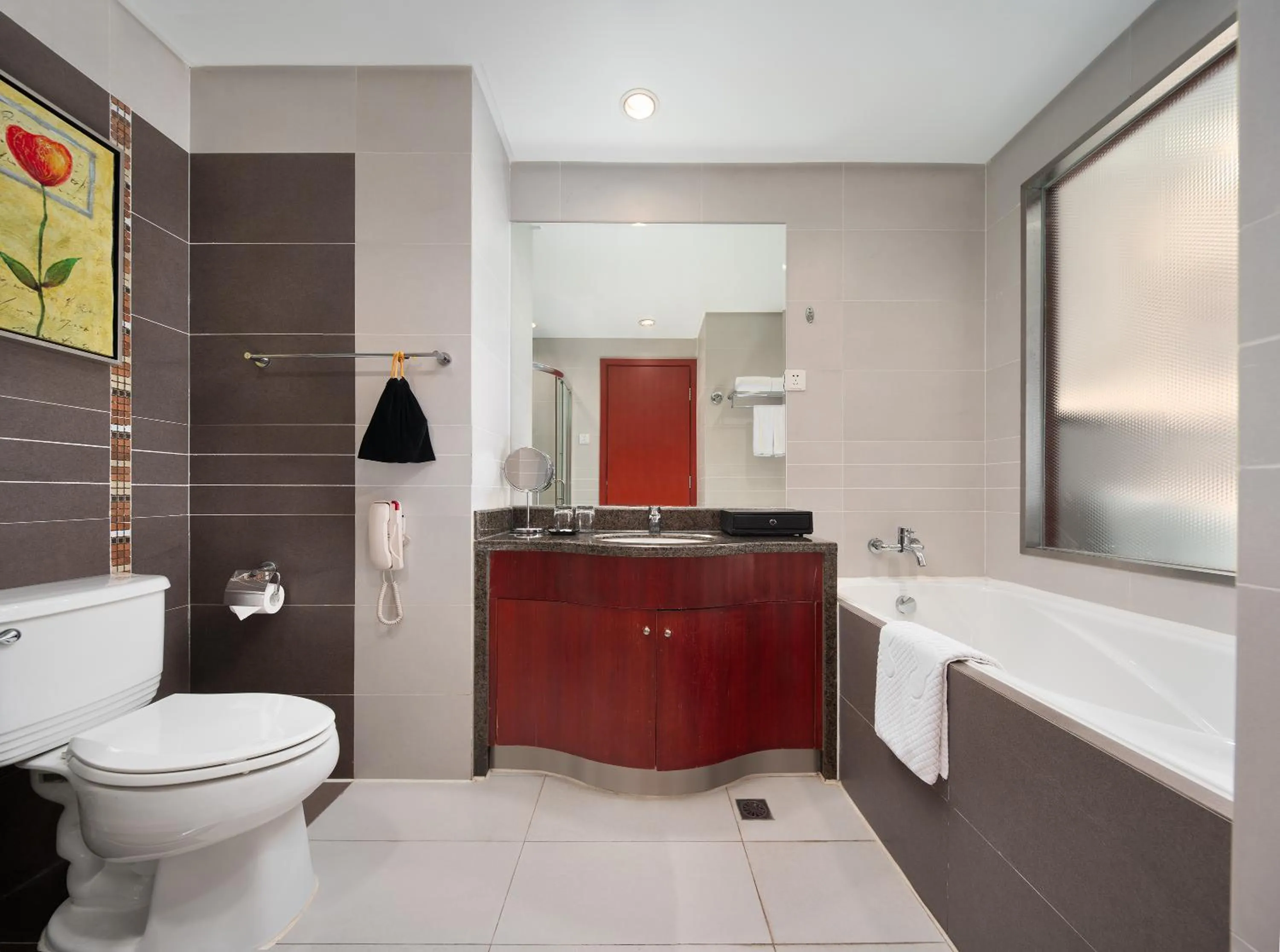 Haikou Mingguang Shengyi Hotel (Previous Mingguang International Hotel)