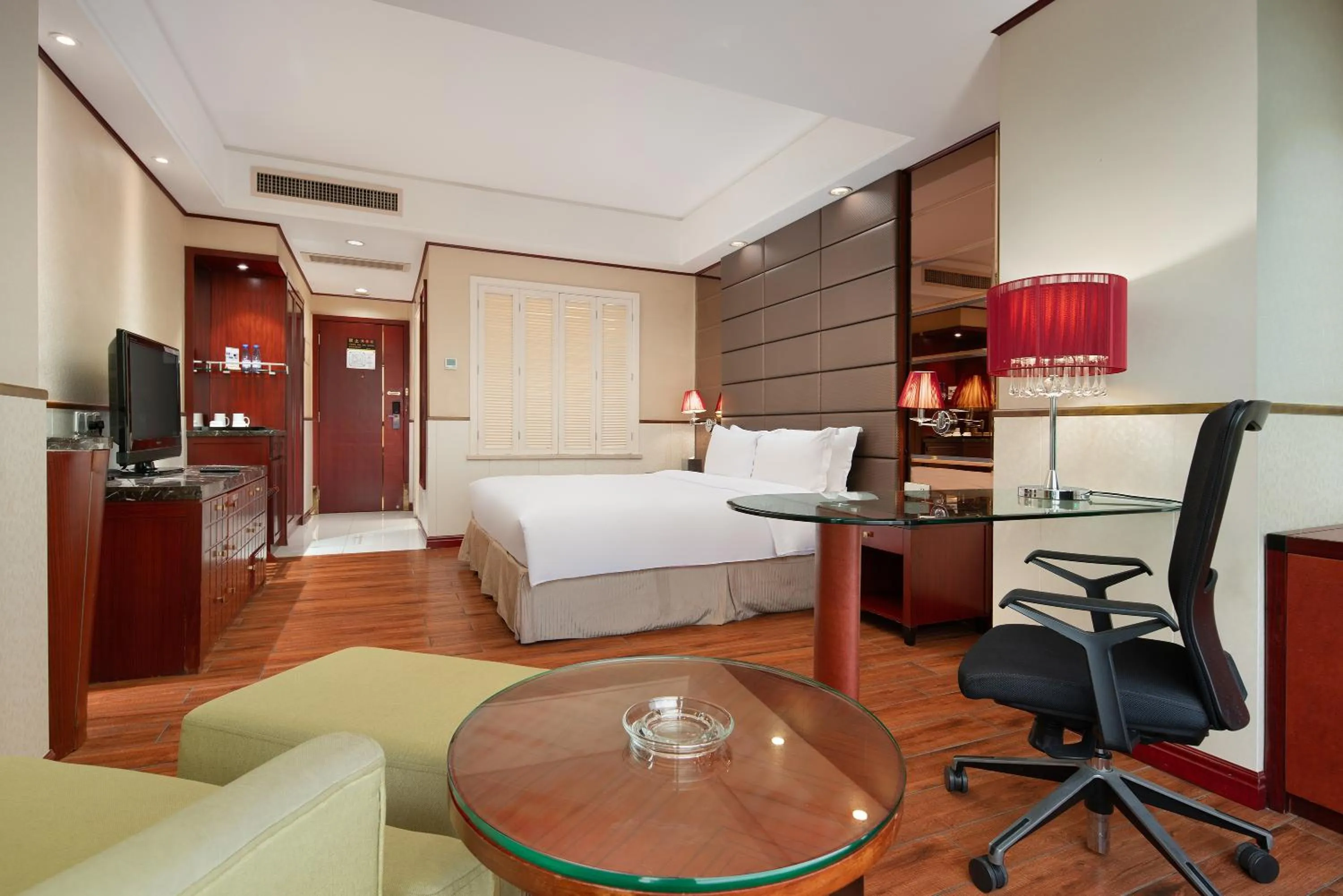 Bed in Haikou Mingguang Shengyi Hotel (Previous Mingguang International Hotel)