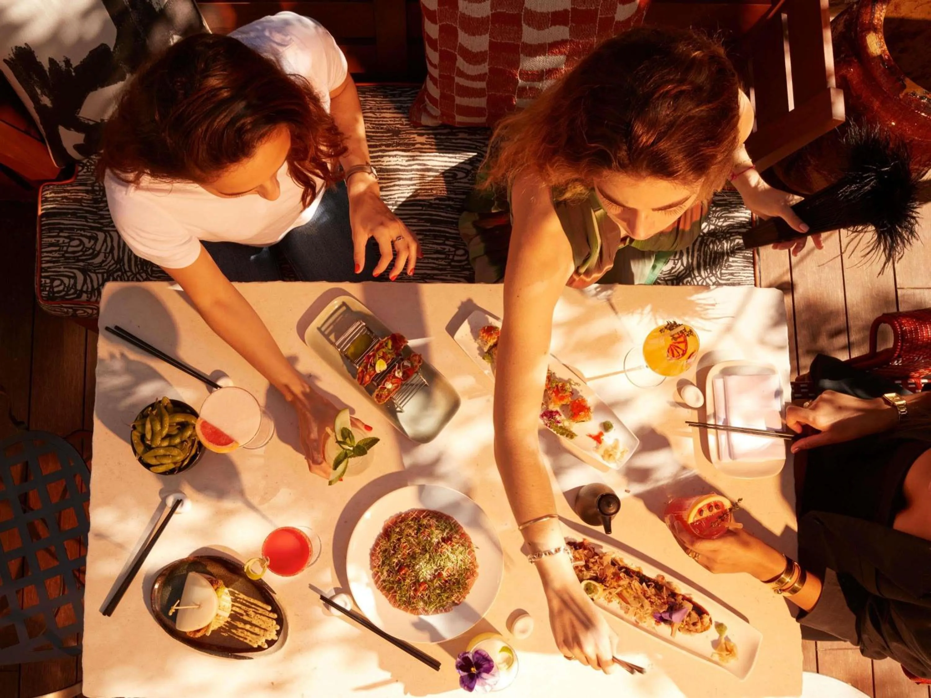 Lounge or bar in Mondrian Bordeaux Les Carmes