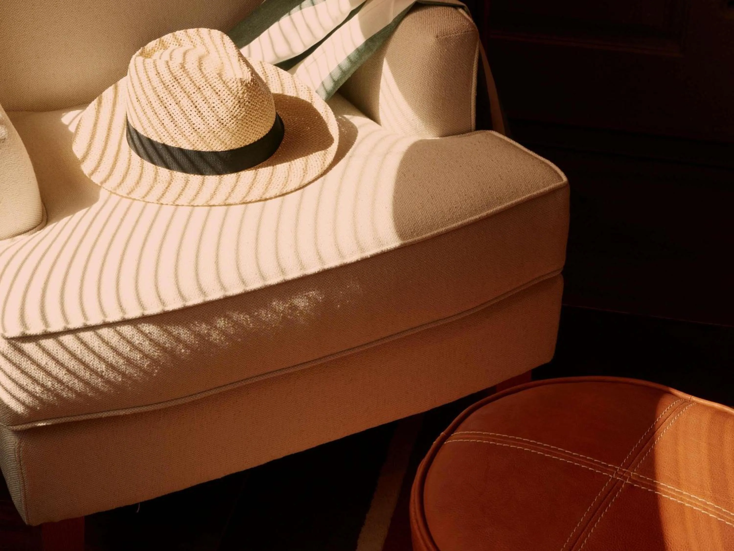 Bedroom in Mondrian Bordeaux Les Carmes