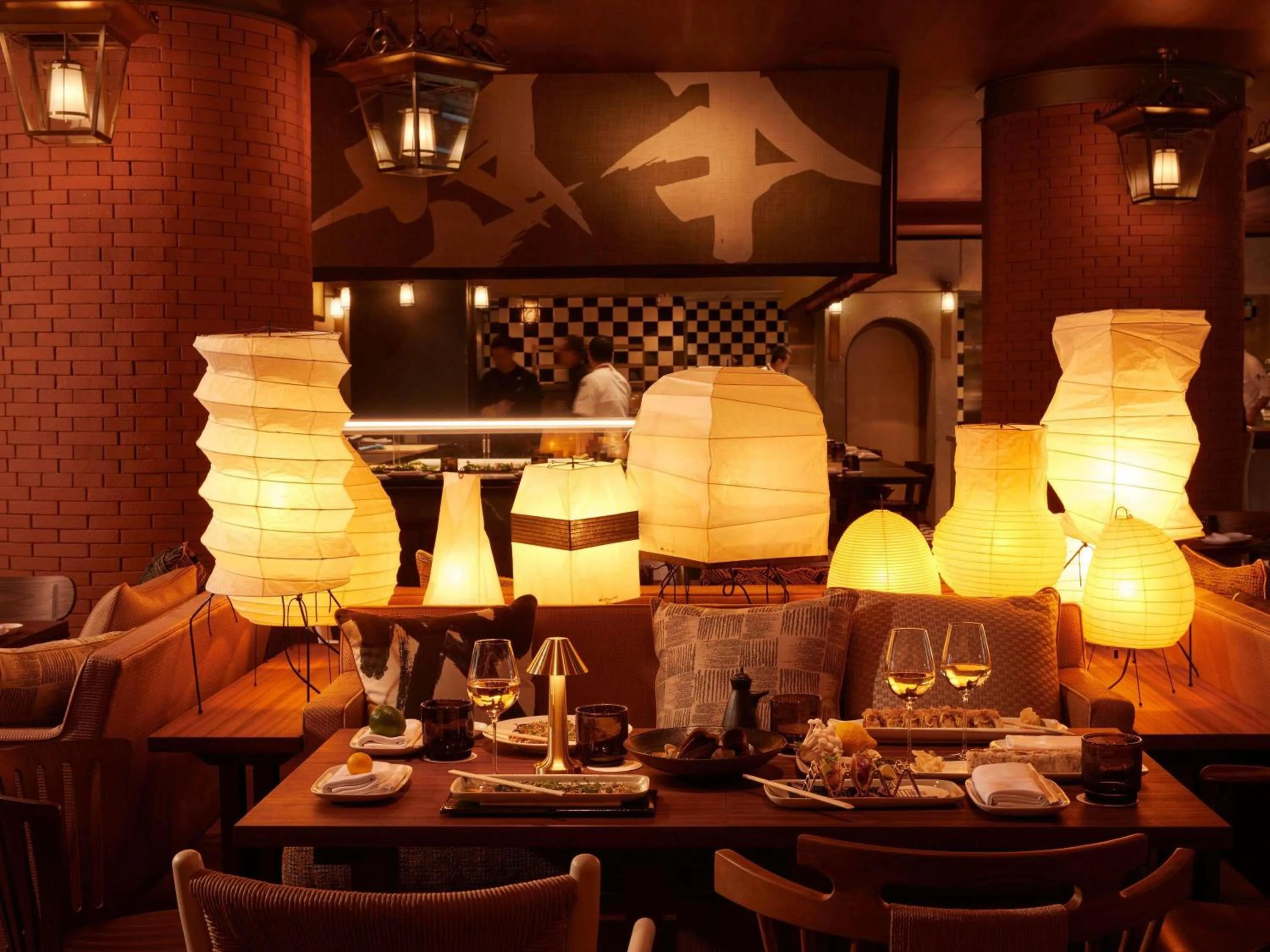 Restaurant/places to eat in Mondrian Bordeaux Les Carmes