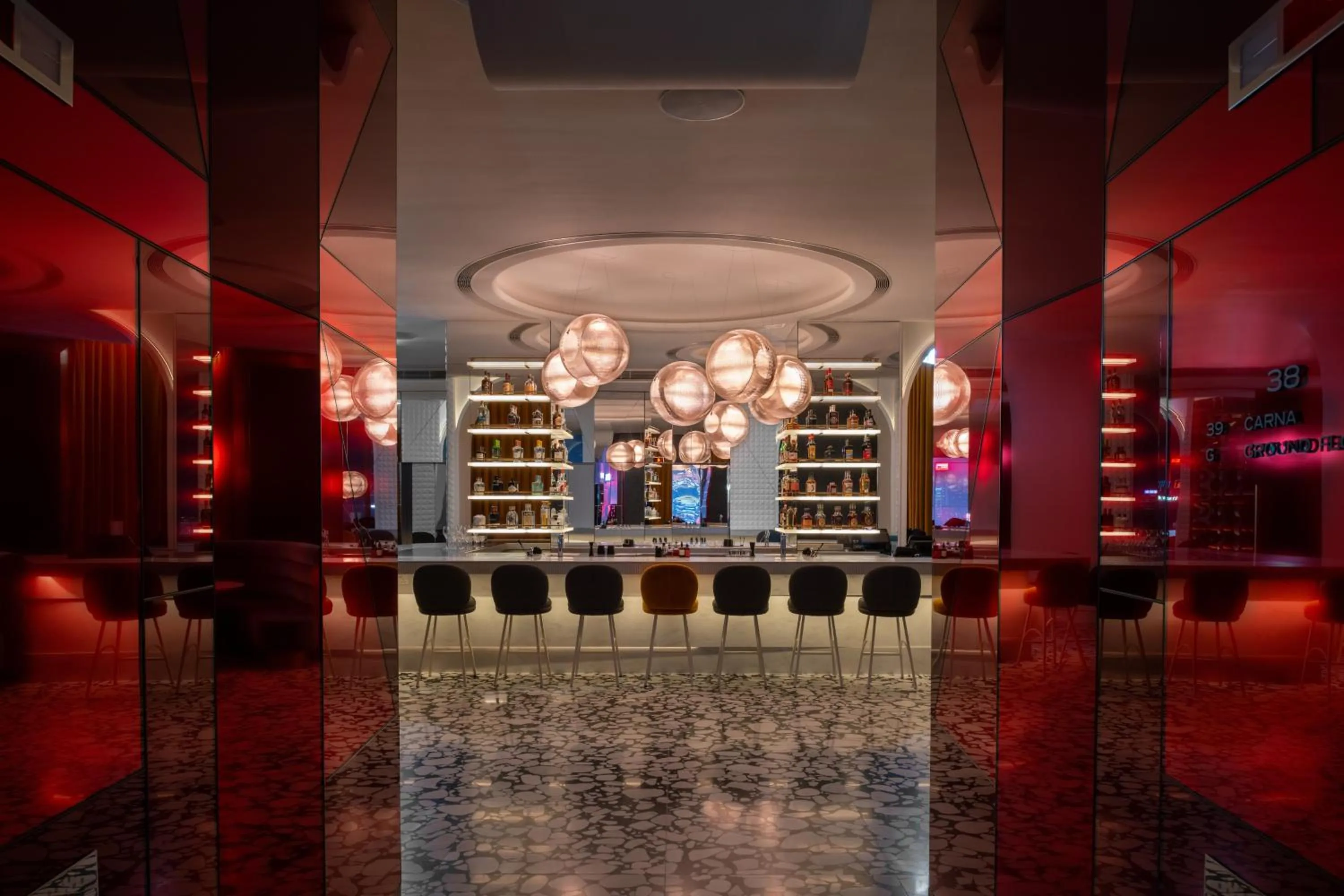 Restaurant/places to eat in Mondrian Hong Kong