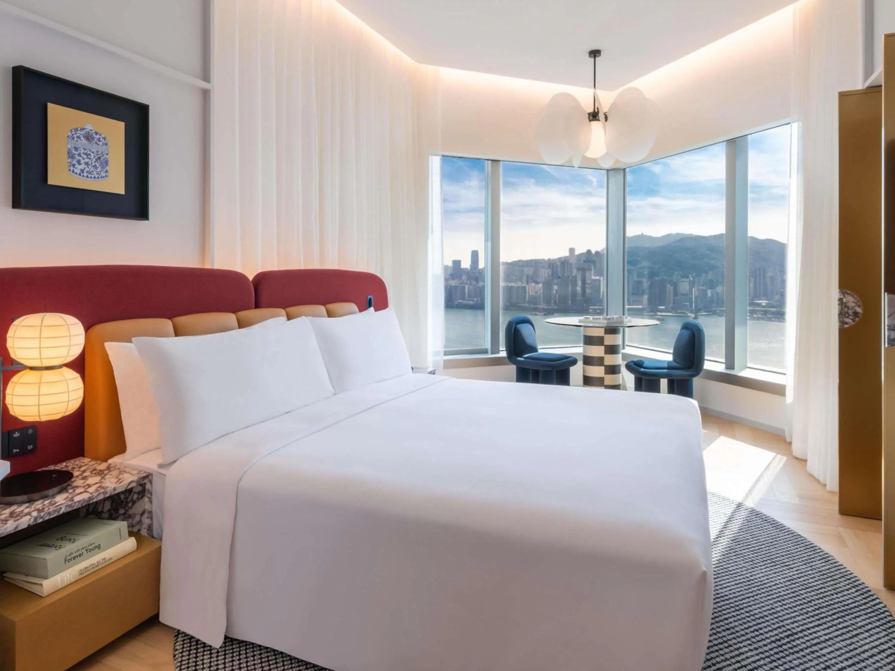 Bedroom, Bed in Mondrian Hong Kong