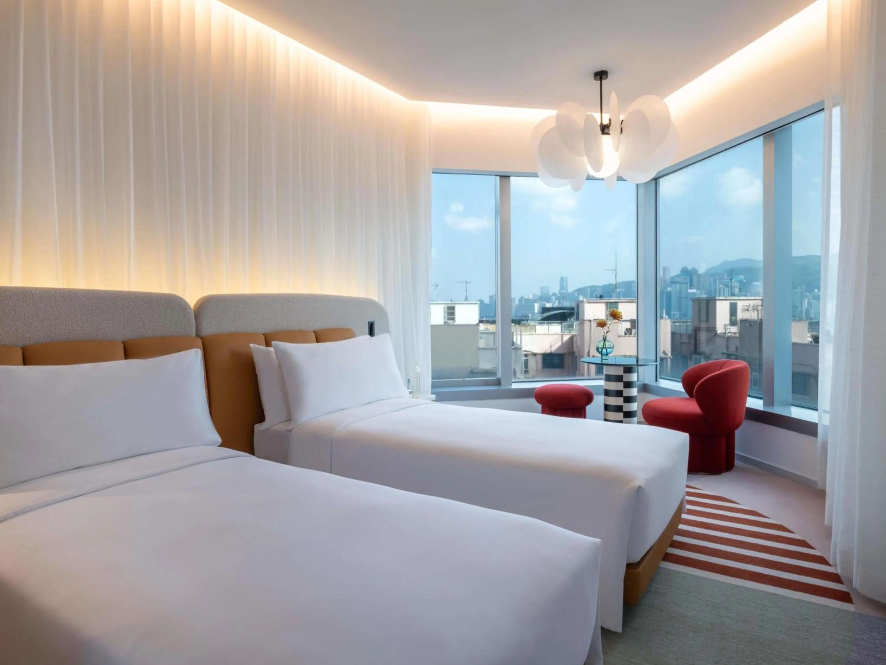 Bedroom, Bed in Mondrian Hong Kong