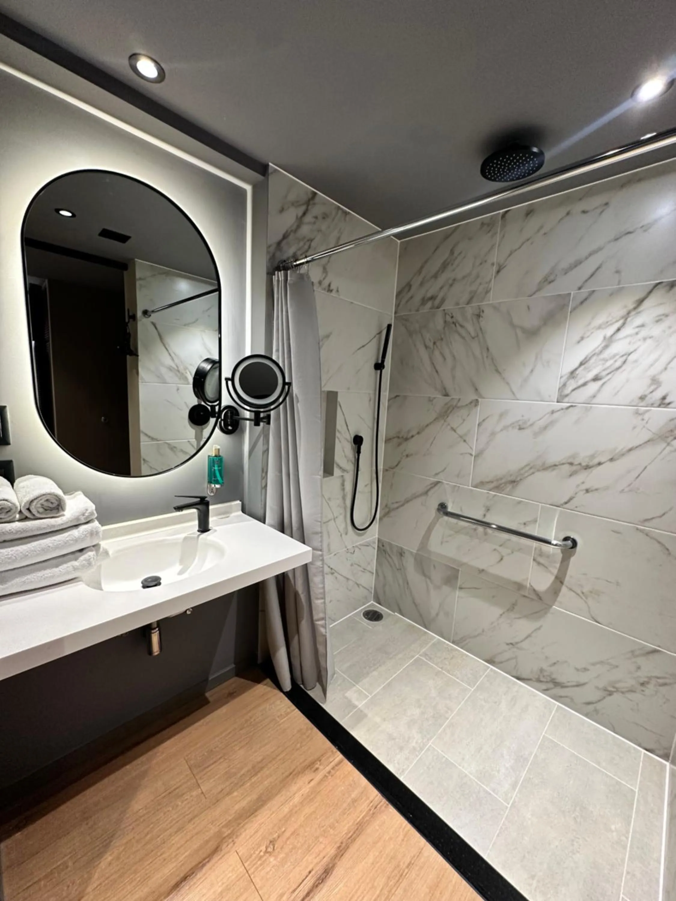 Bathroom in Novotel México City Centro Histórico