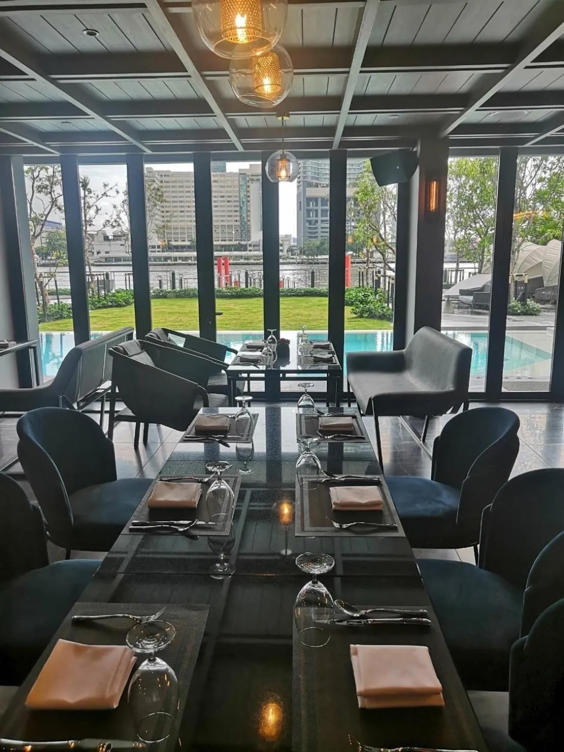 Restaurant/places to eat in Ten Six Hundred, Chao Phraya, Bangkok by Preference, managed by The Ascott Limited