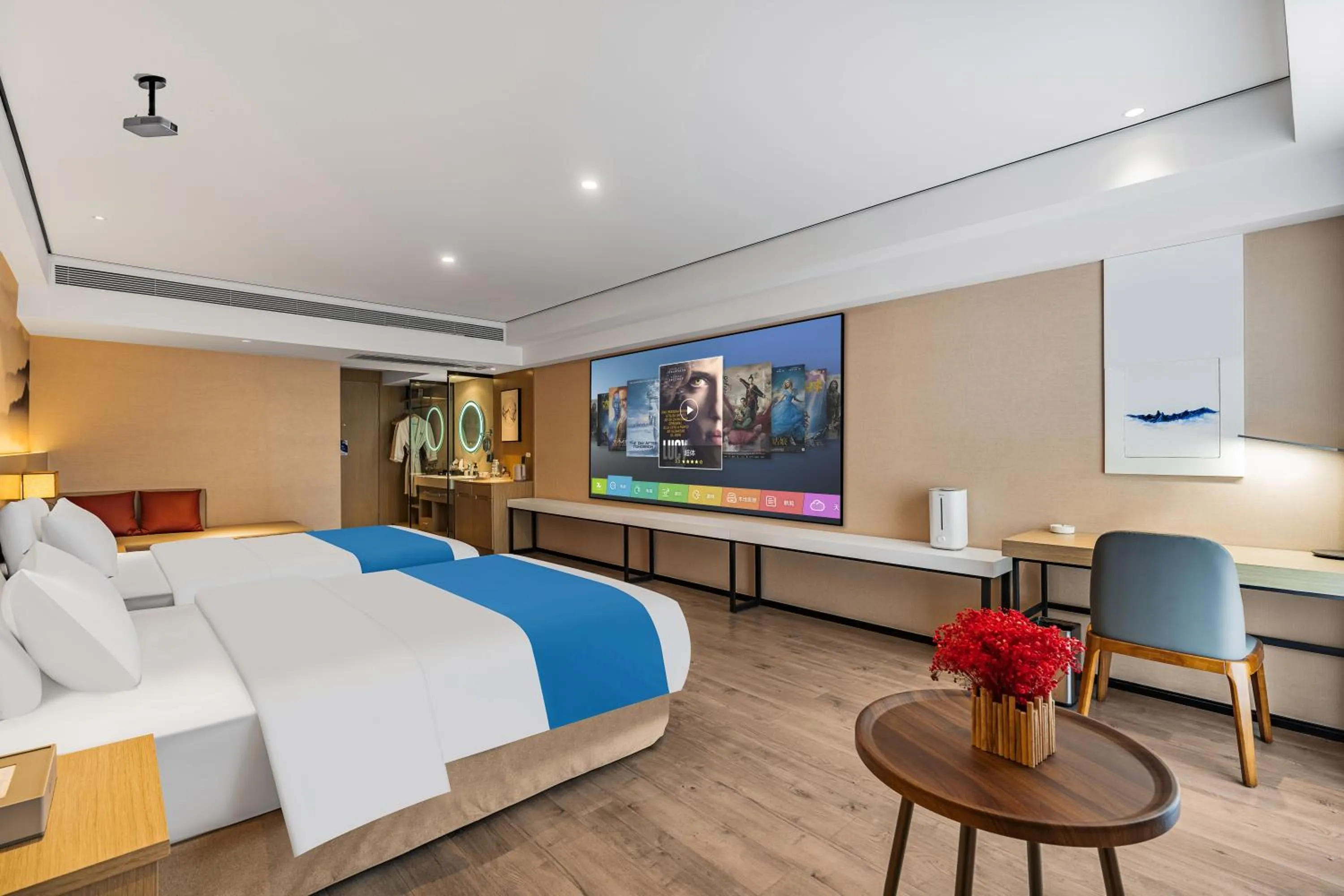 Photo of the whole room, Bed in Ramada Encore by Wyndham Kunming Guandu