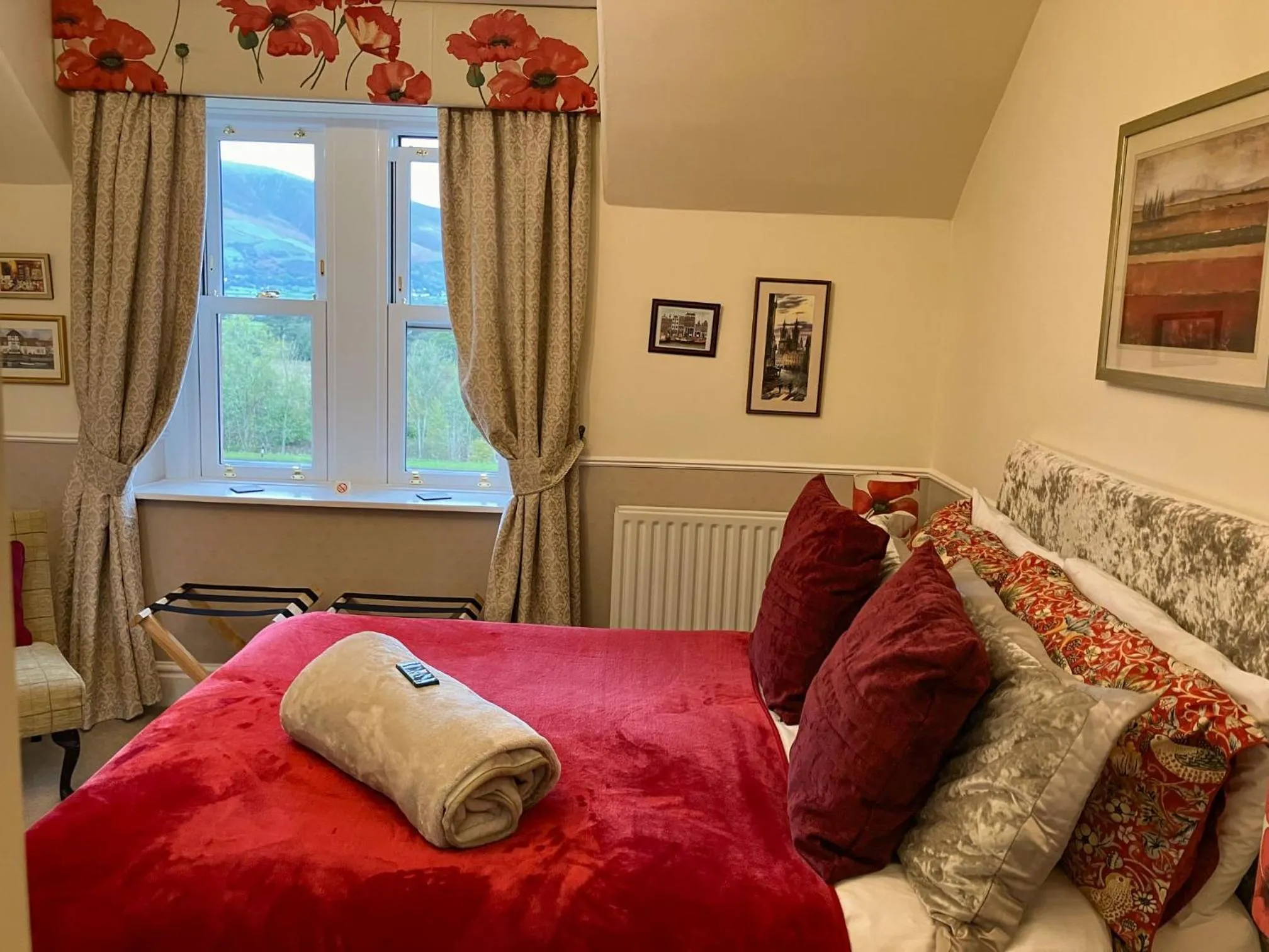 Bed in Maple Bank Country Guest House