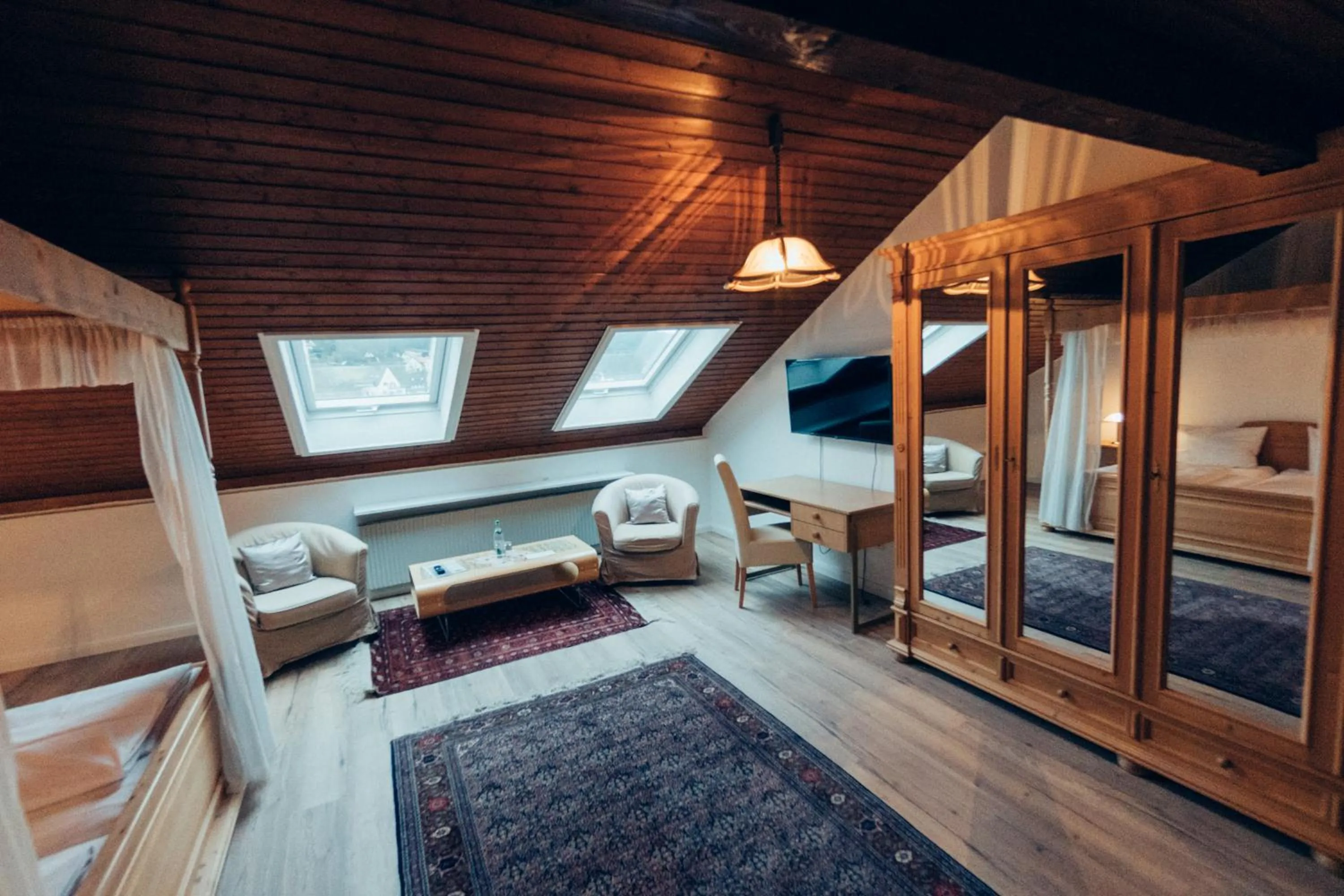 Living room, Bed in Gasthof Hotel zur Post