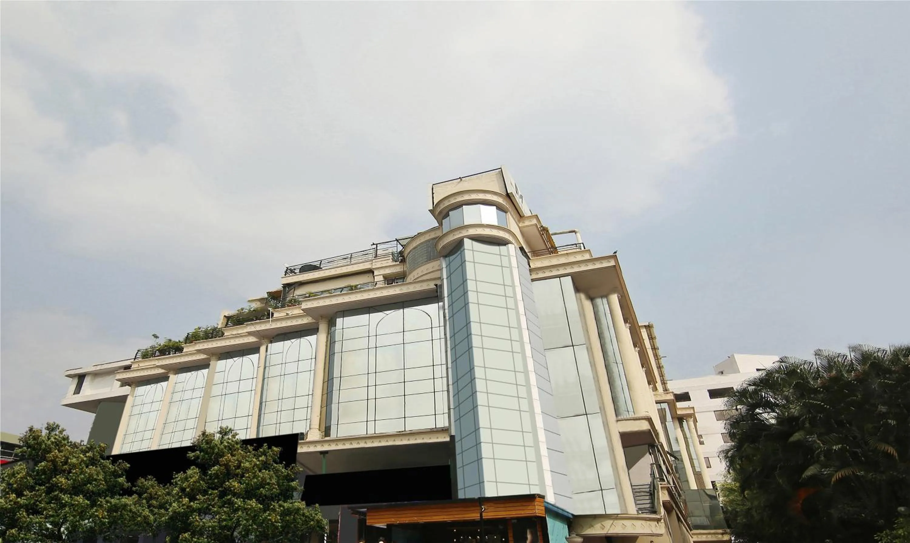 Property building in Monarch Brigade Road