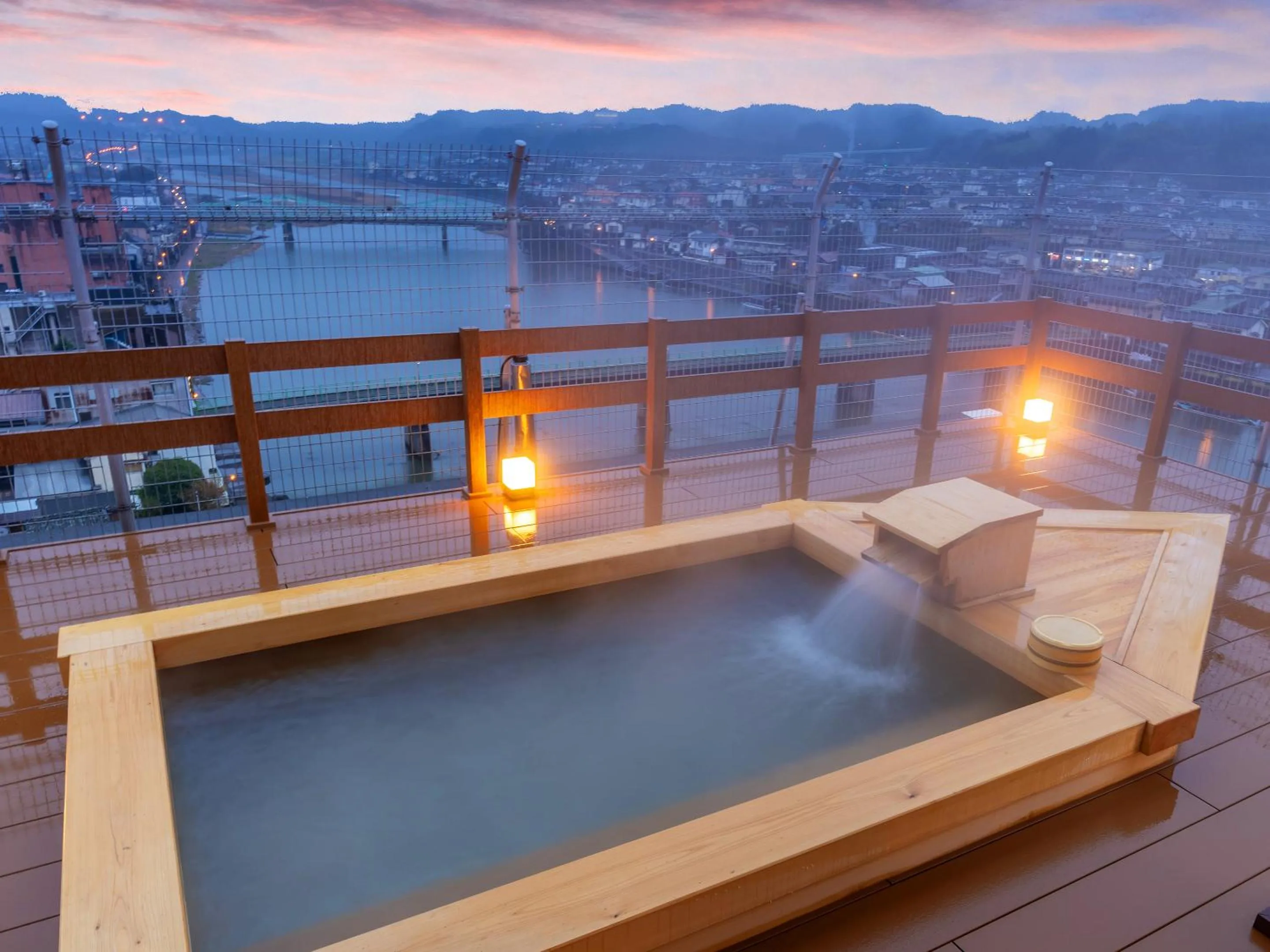 Open Air Bath in Mikuma Hotel