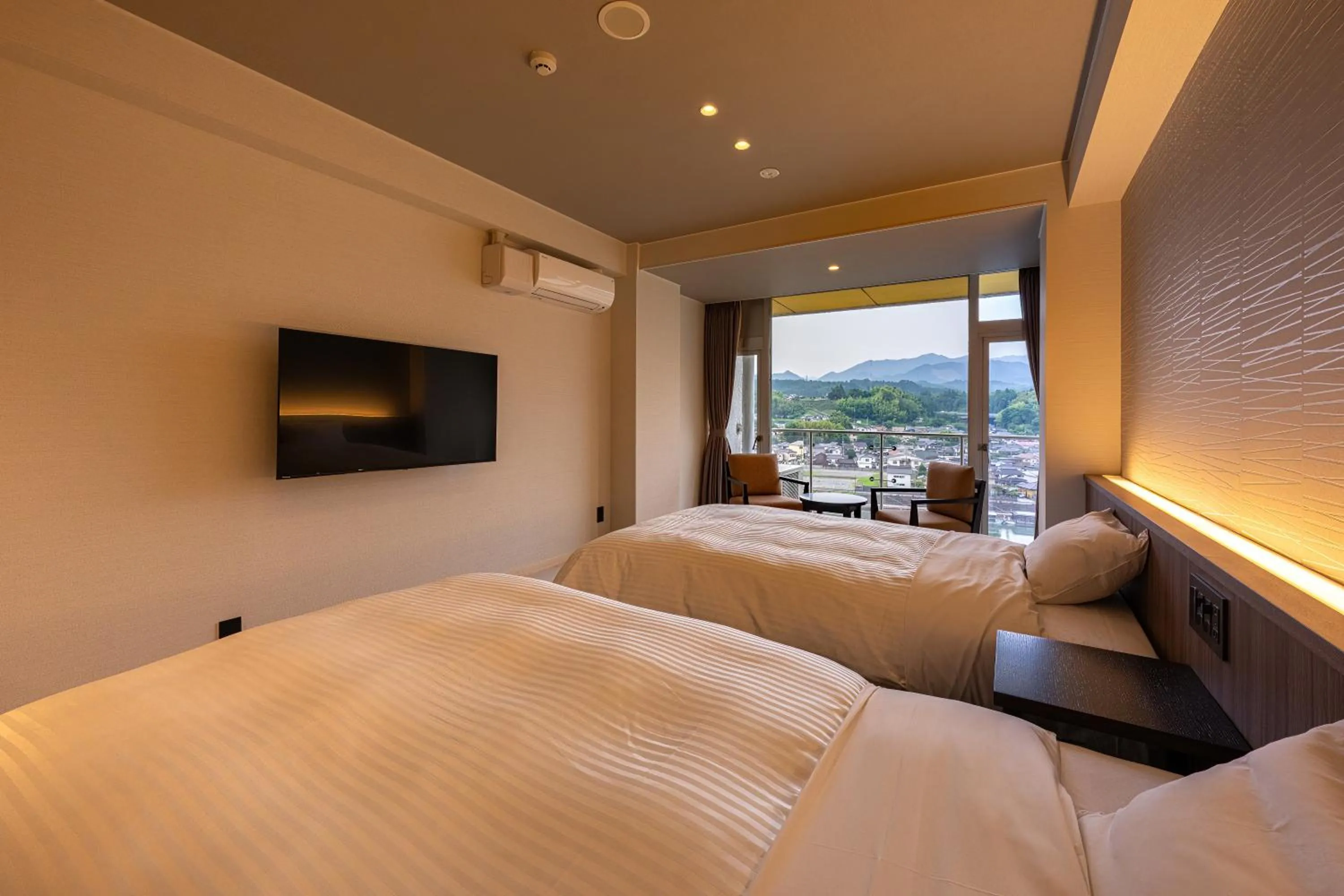 Photo of the whole room, Bed in Mikuma Hotel