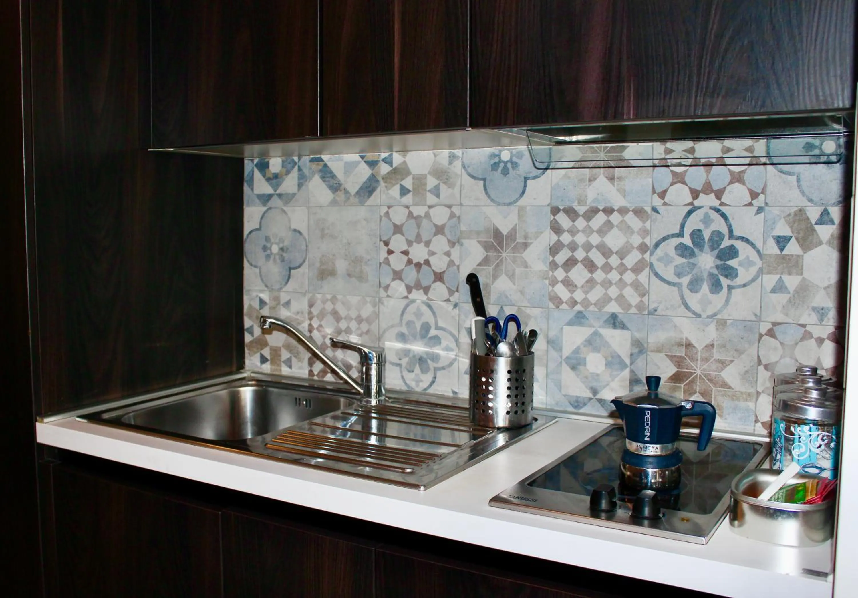 Kitchen or kitchenette in St Peter's View