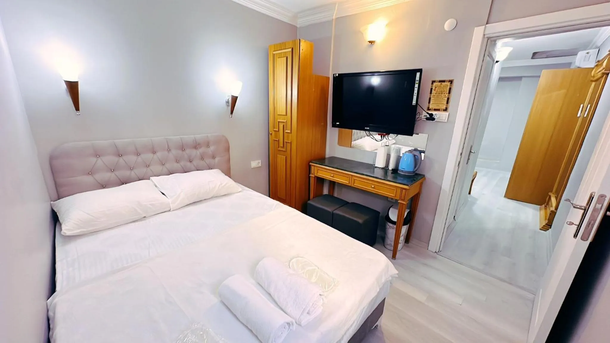 Bed in Taksim Centre Hotel