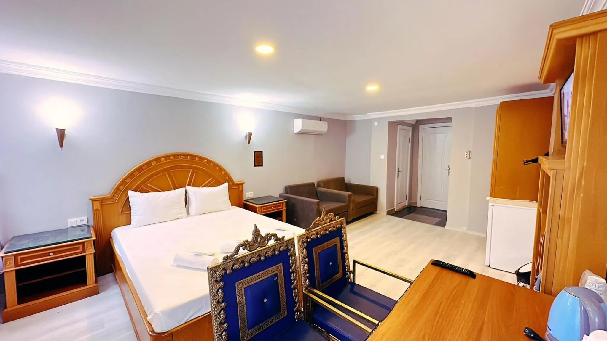 Bed in Taksim Centre Hotel