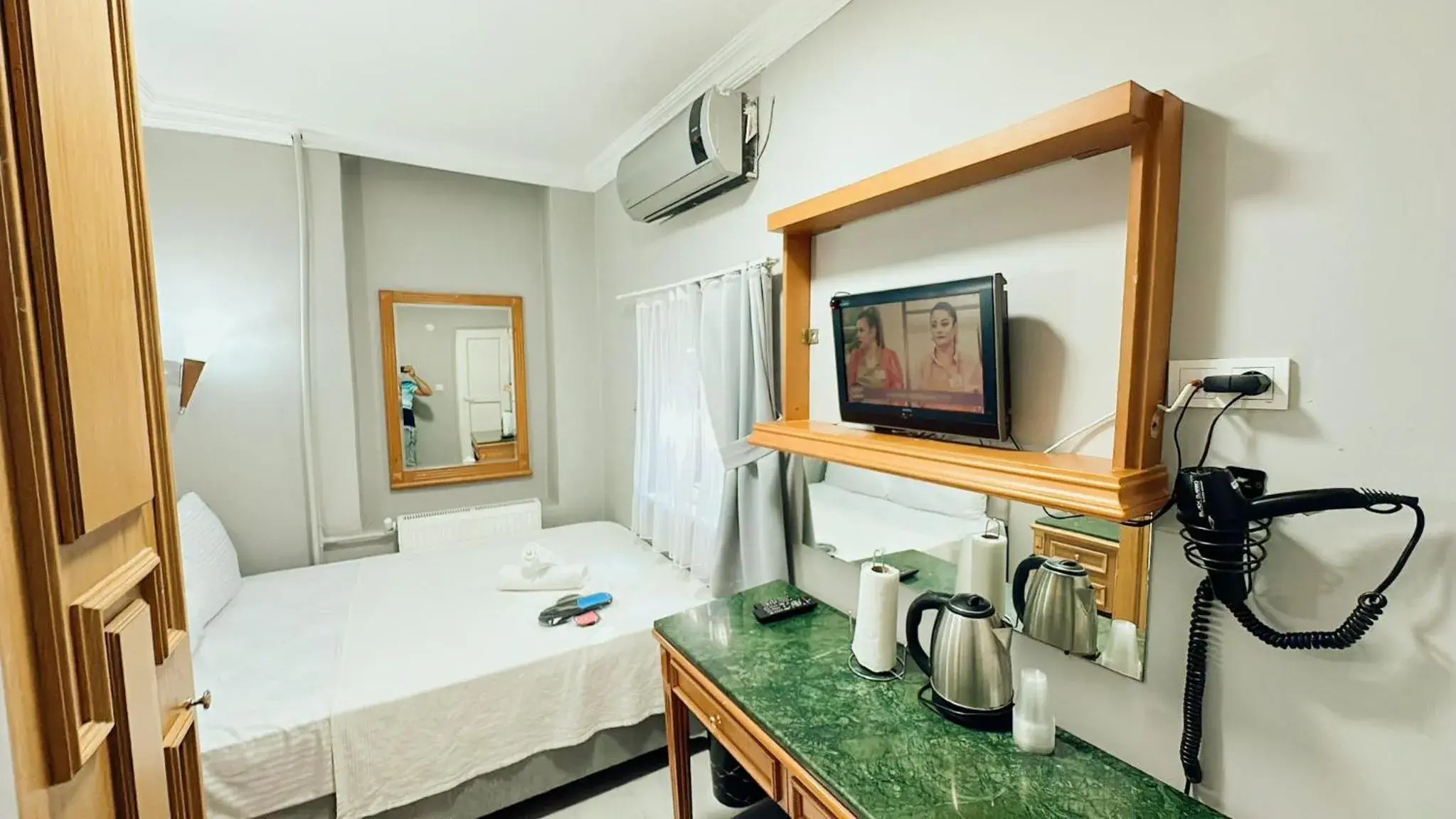 Deluxe Double Room - single occupancy in Taksim Centre Hotel Deluxe Double Room - single occupancy in Taksim Centre Hotel