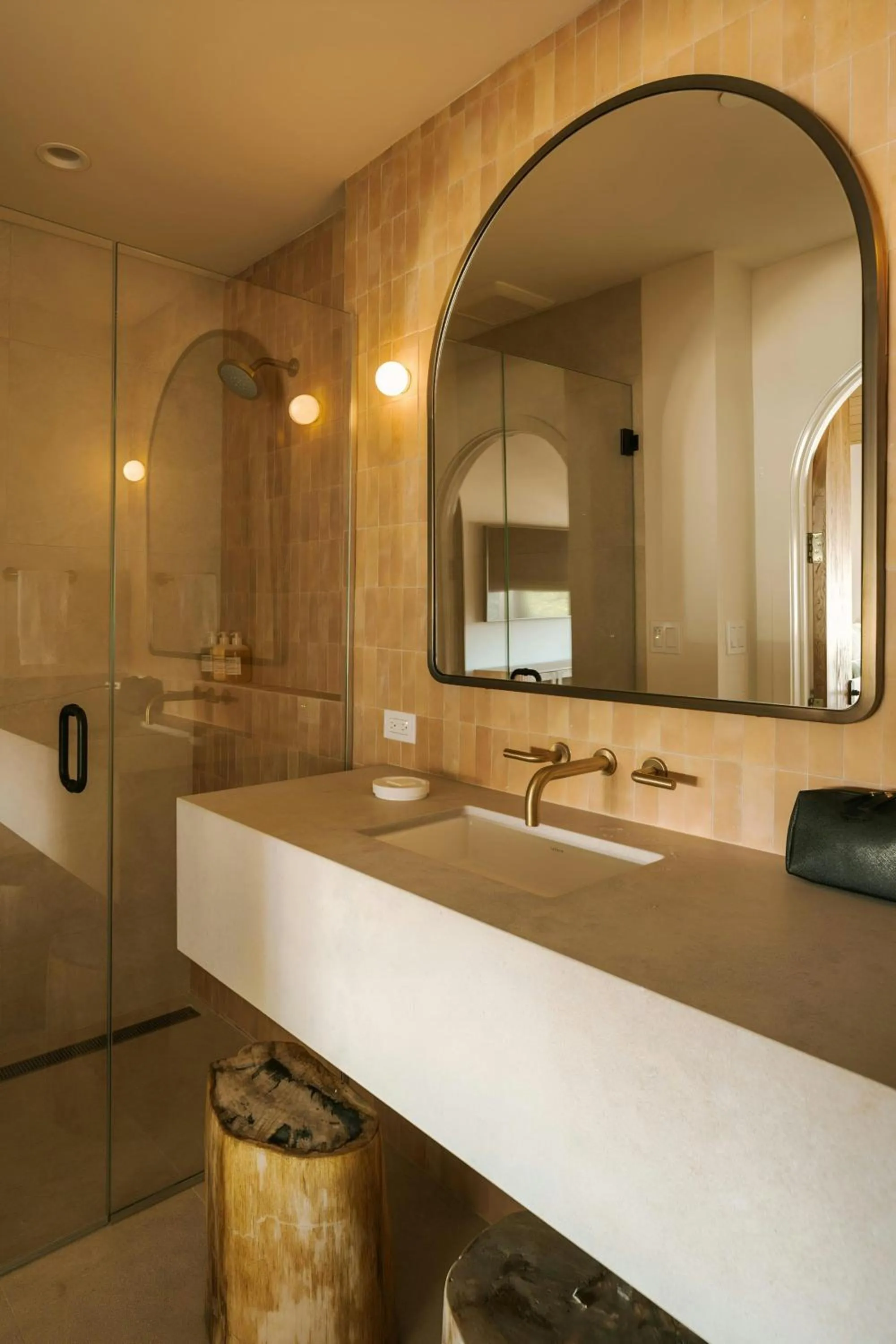 Bathroom in Woods Cove Hotel Laguna Beach, Sonder by Marriott Bonvoy