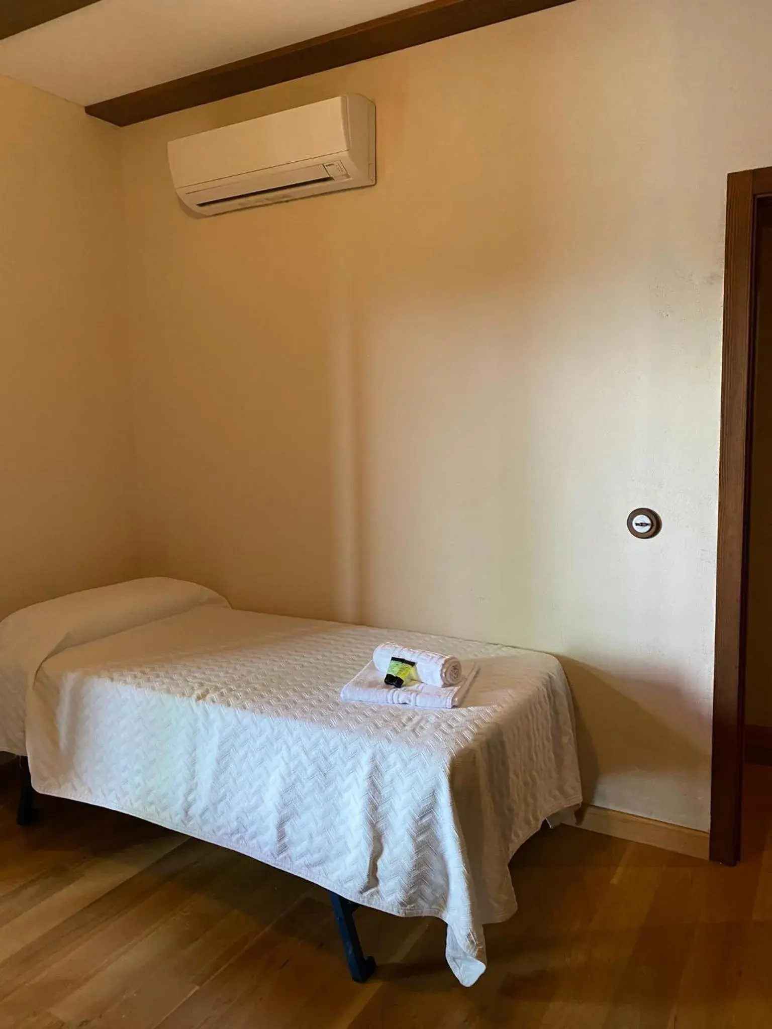 Classic Triple in Hotel Rural Centro de las Arribes Classic Triple in Hotel Rural Centro de las Arribes