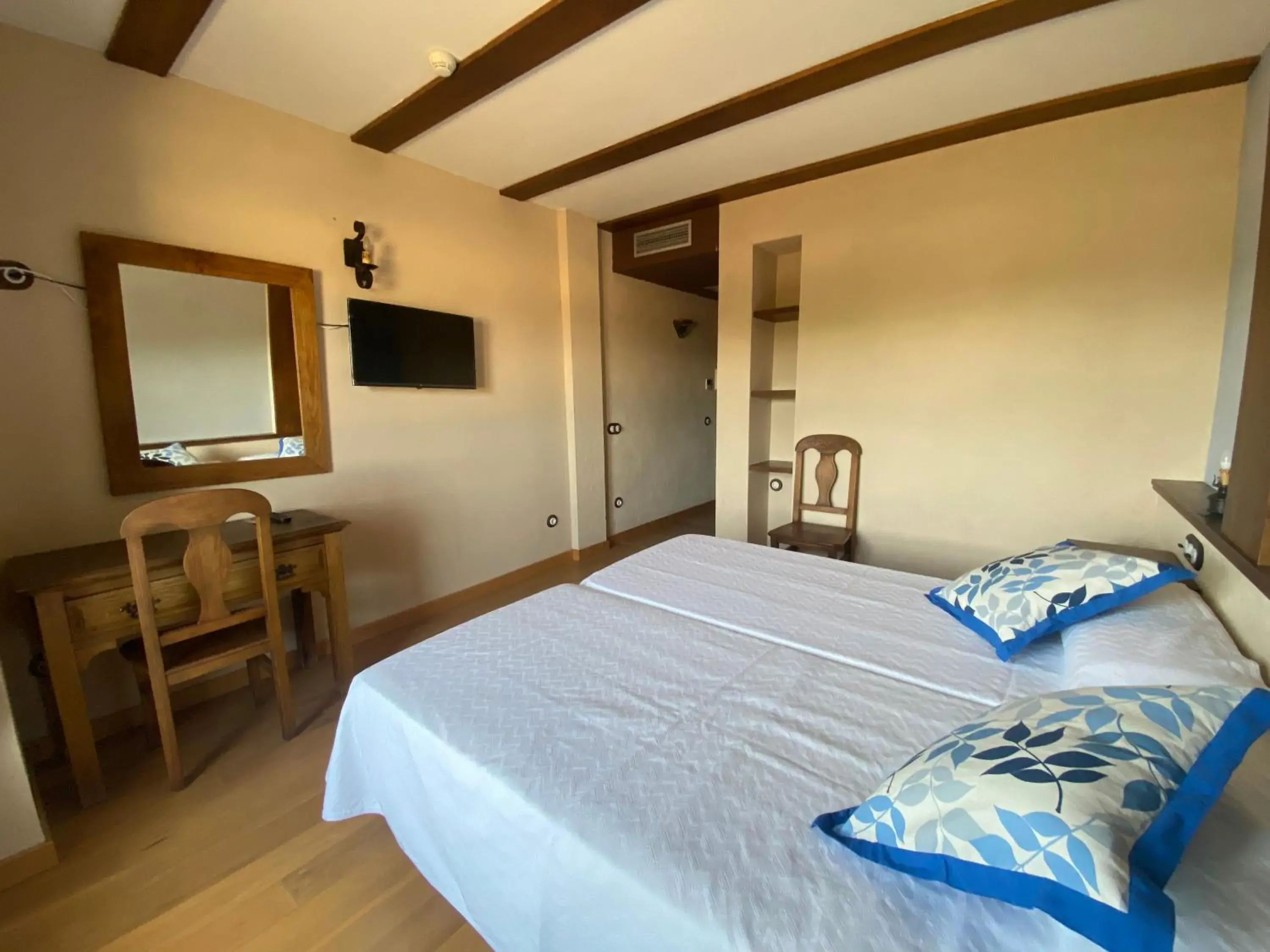 Twin Room - single occupancy in Hotel Rural Centro de las Arribes Twin Room - single occupancy in Hotel Rural Centro de las Arribes