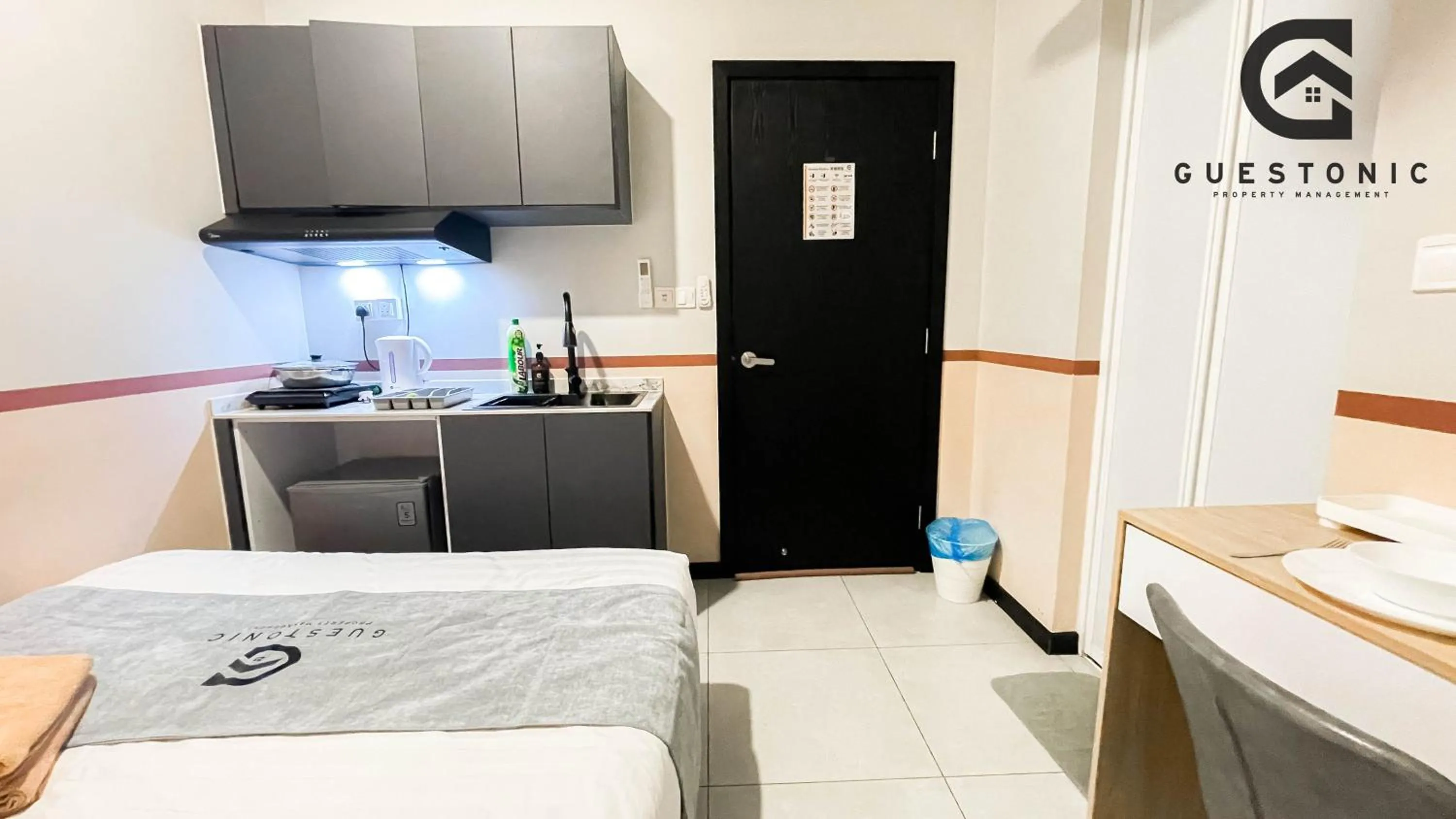 NeuSuite Cozy Studio by GUESTONIC