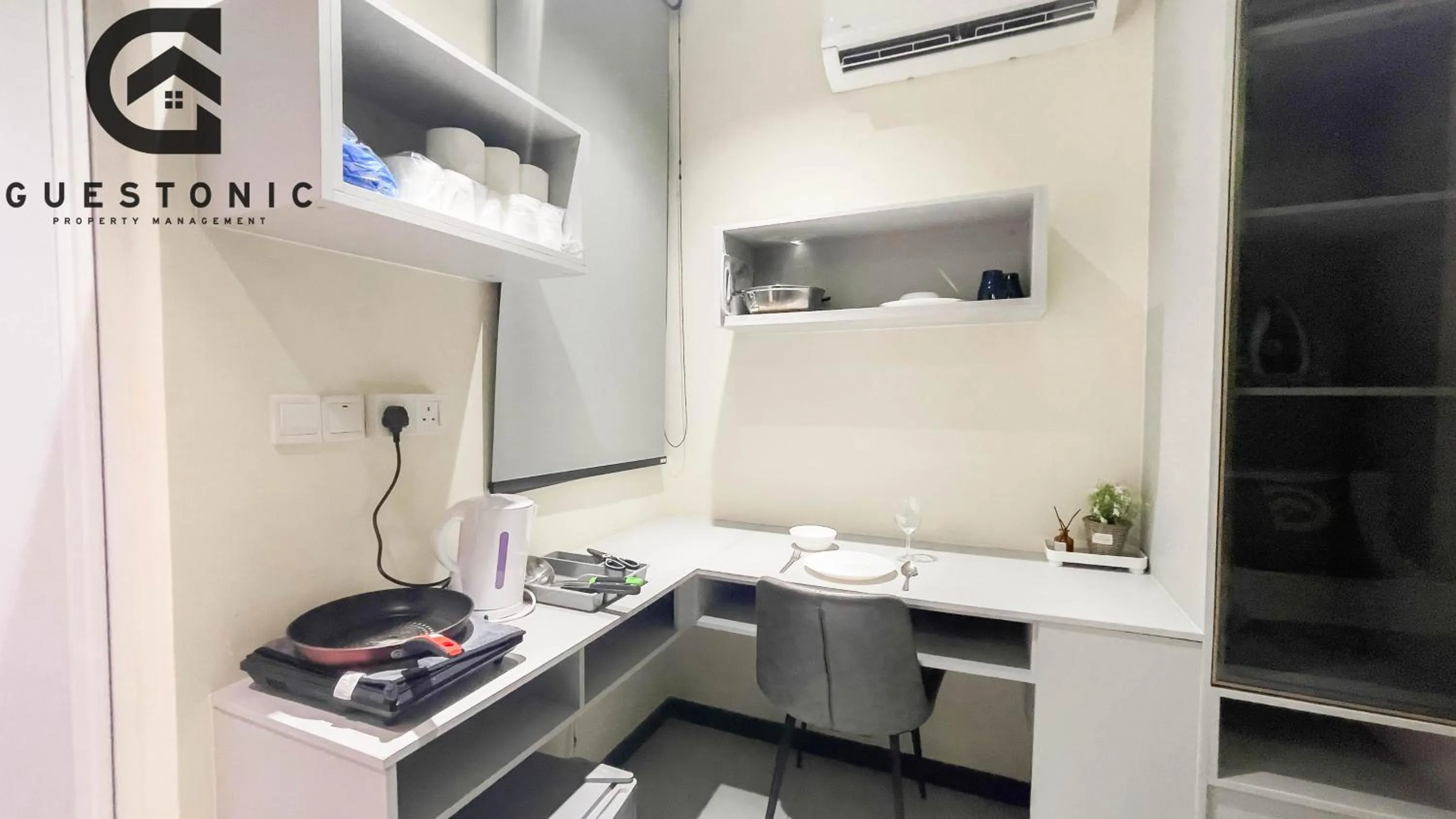 NeuSuite Cozy Studio by GUESTONIC