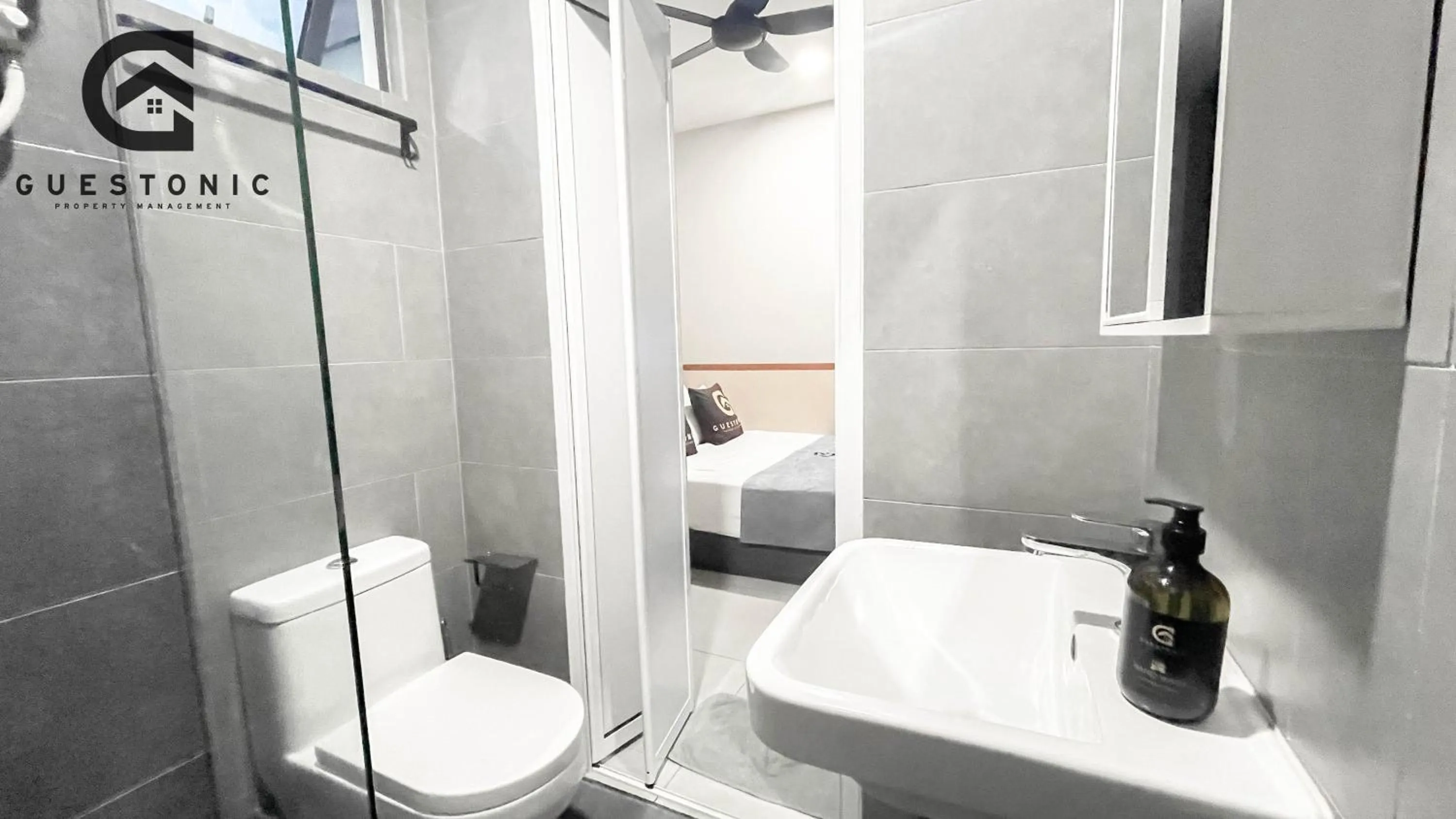 NeuSuite Cozy Studio by GUESTONIC