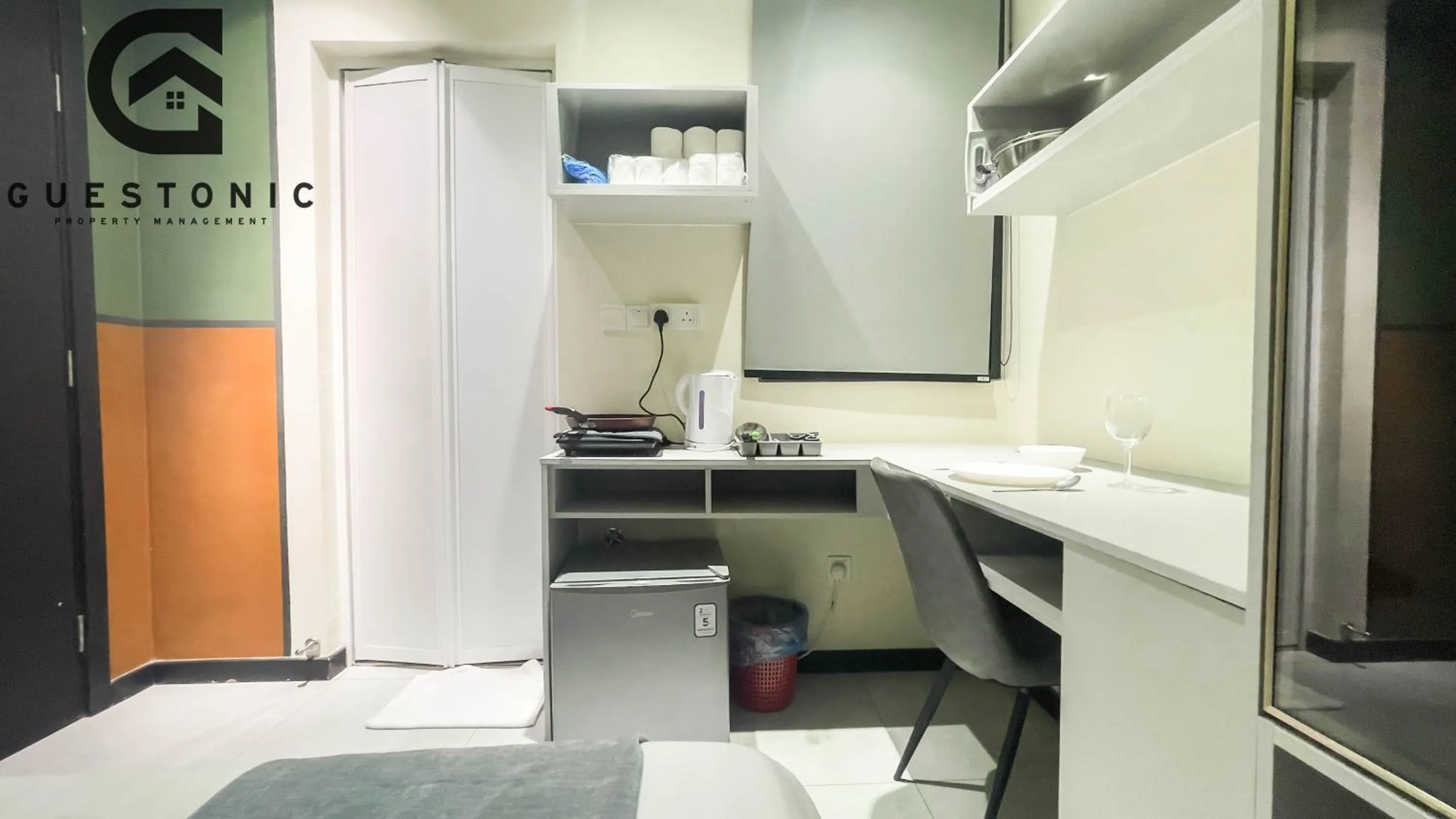 NeuSuite Cozy Studio by GUESTONIC