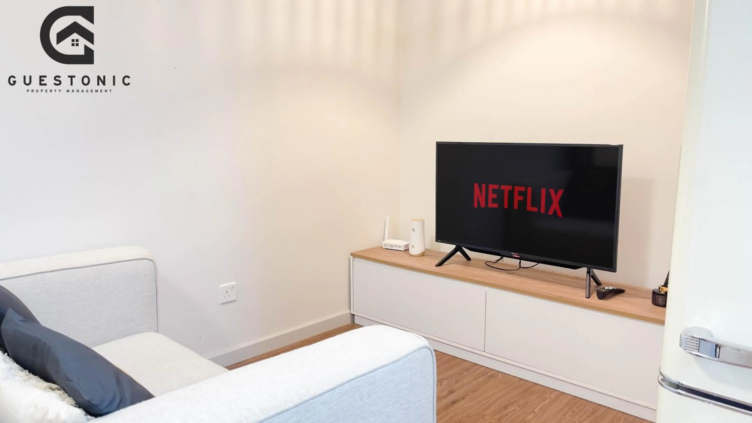 NeuSuite Cozy Studio by GUESTONIC