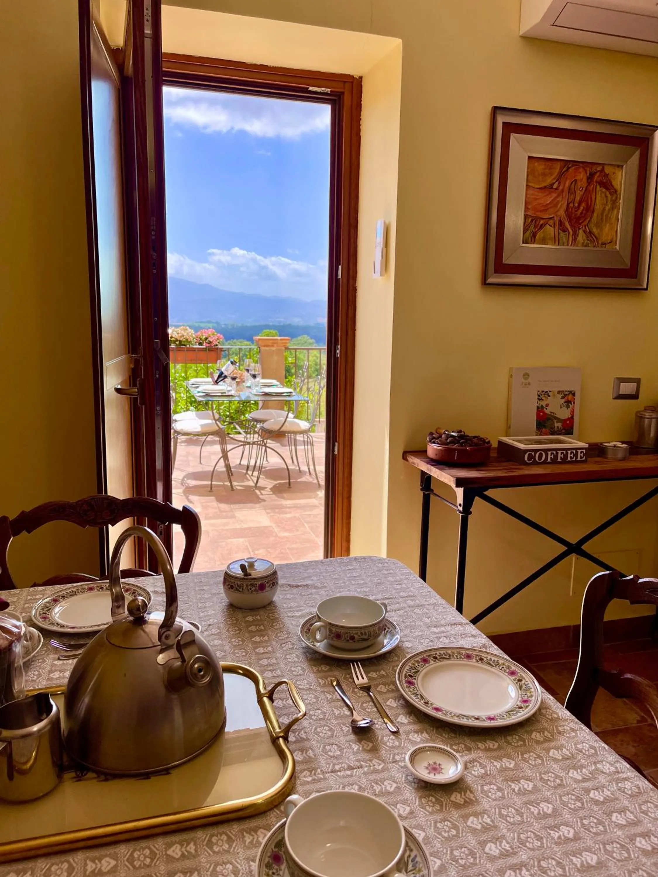 Natural landscape in Donna Vittori - Borgo Agricolo