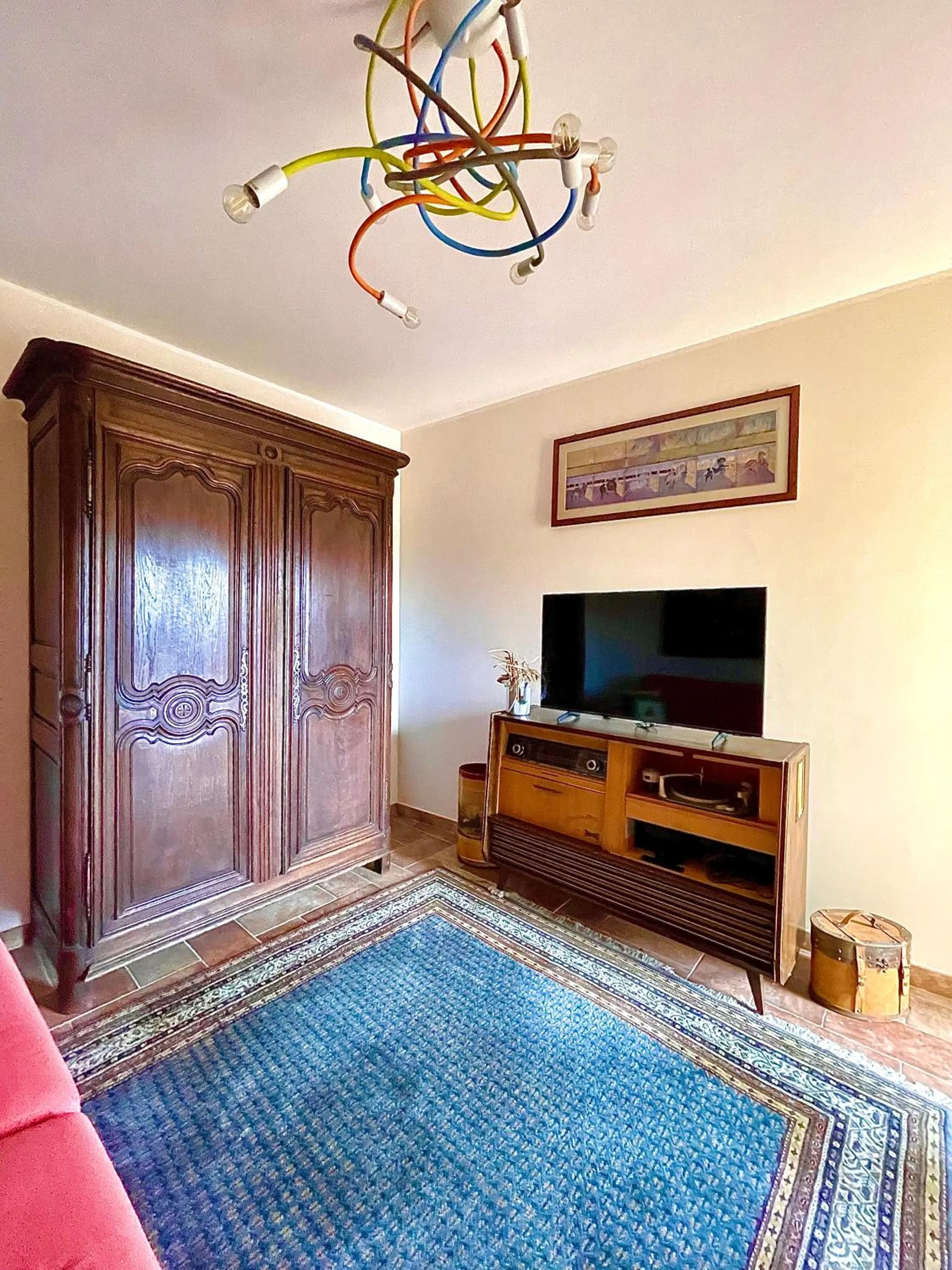 Communal lounge/ TV room in Donna Vittori - Borgo Agricolo
