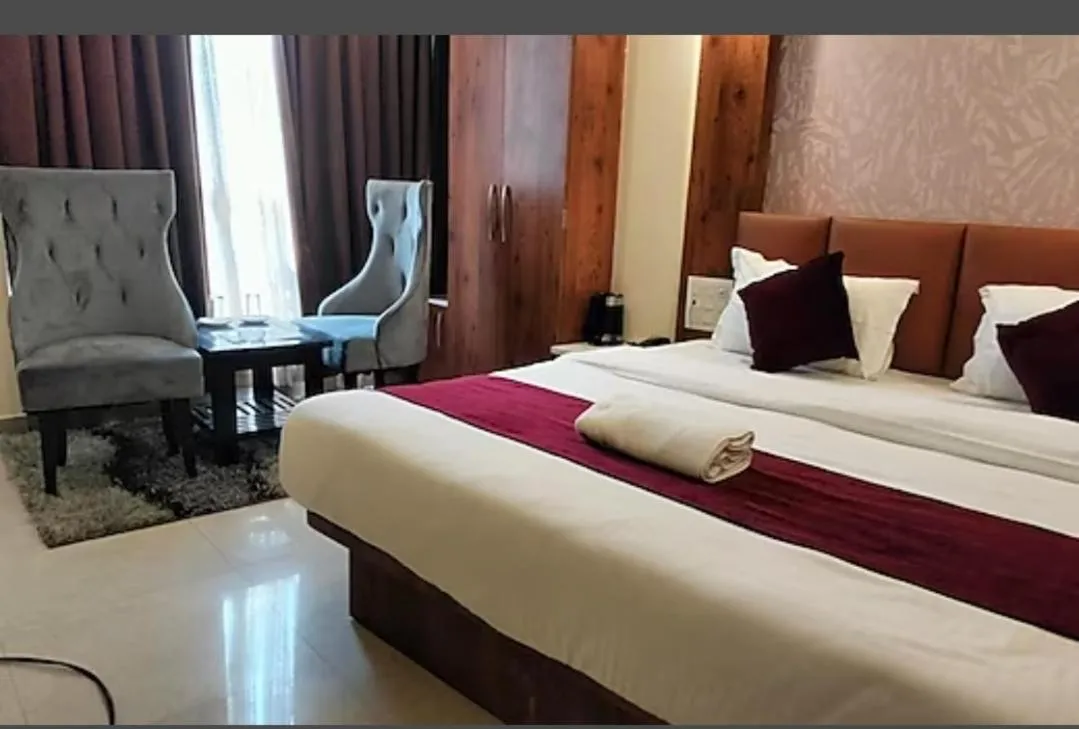 Bed in HOTEL DAISY
