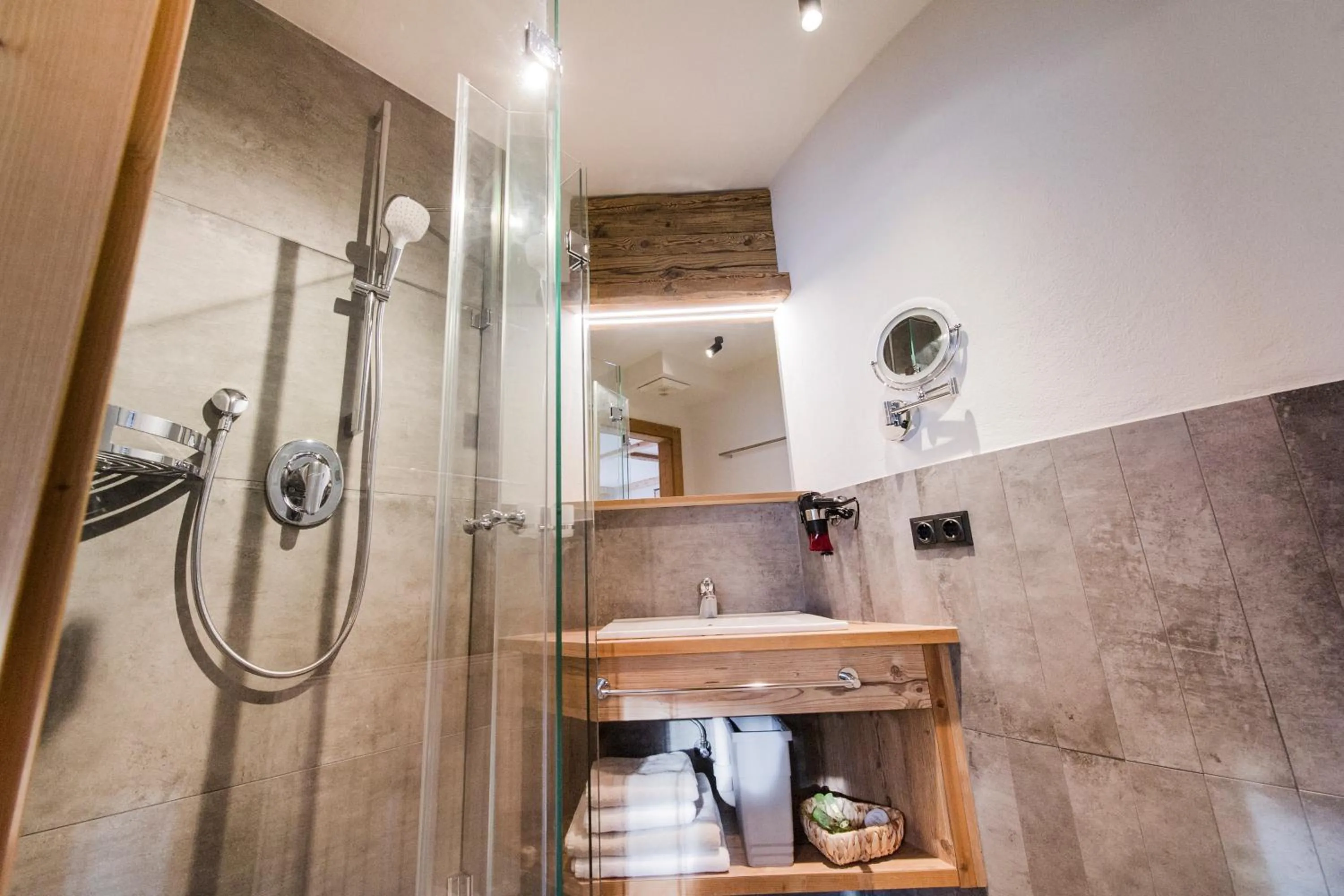 Shower in Ferienhof Ausserbrente