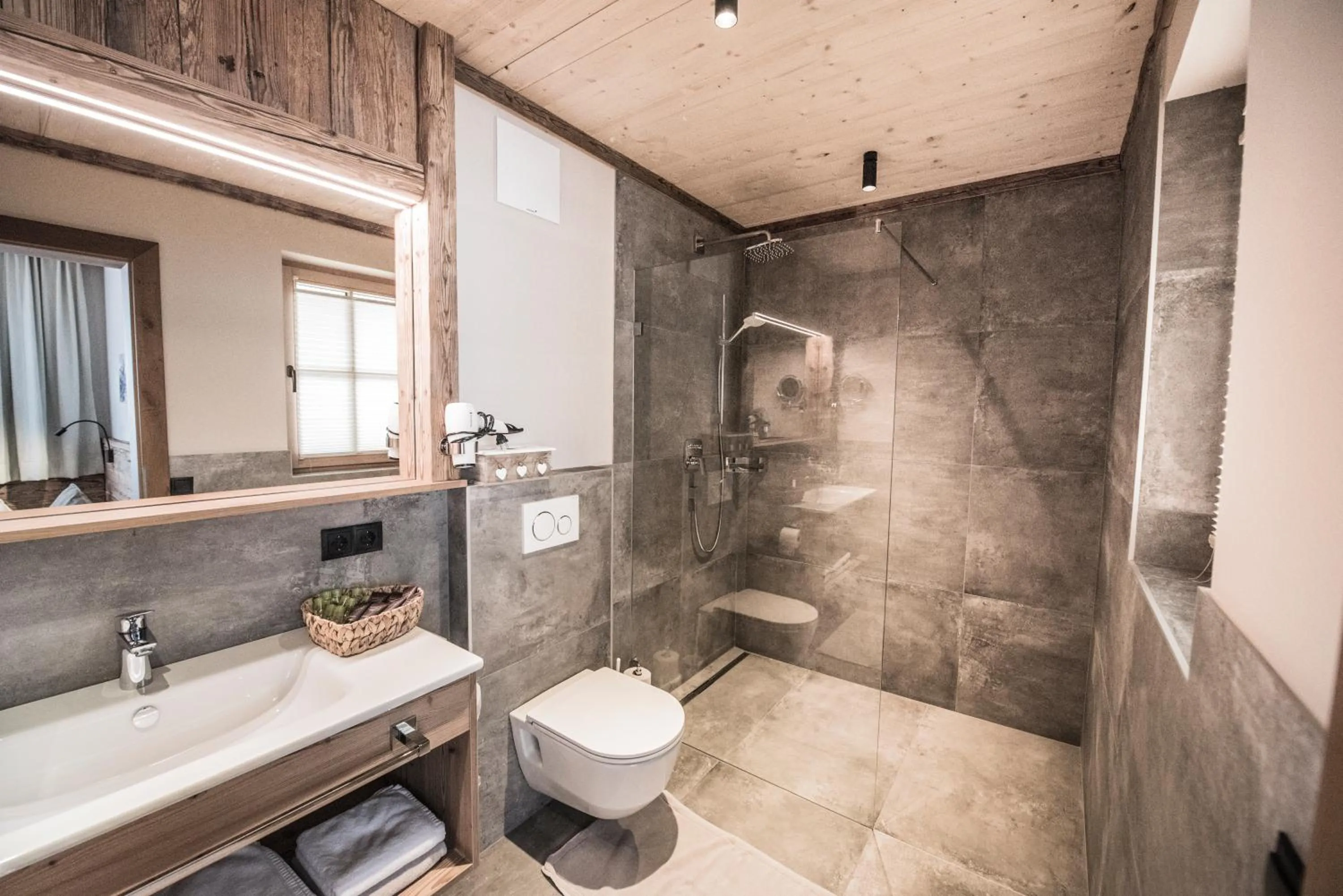 Shower in Ferienhof Ausserbrente