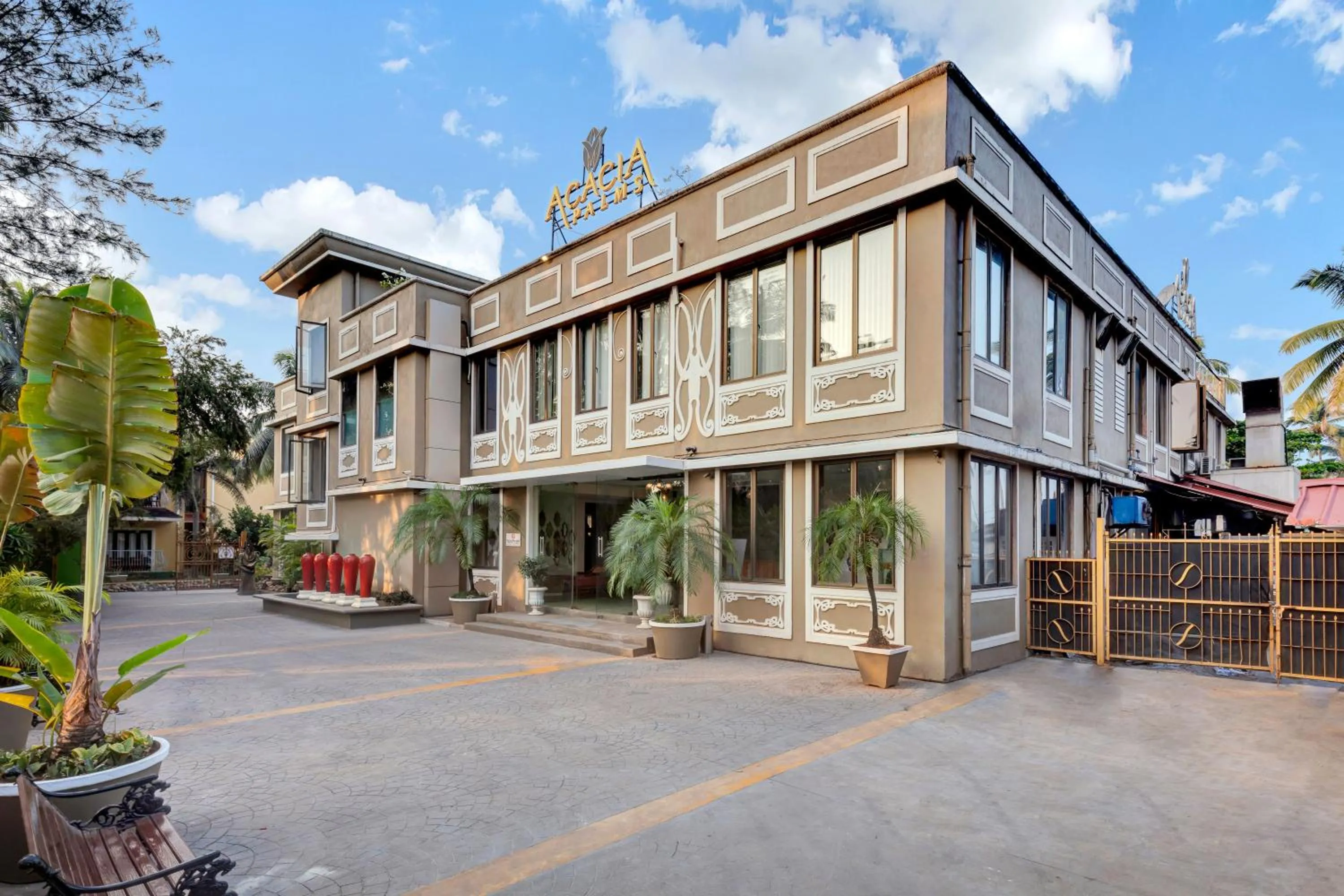Facade/entrance in Club Mahindra Acacia Palms