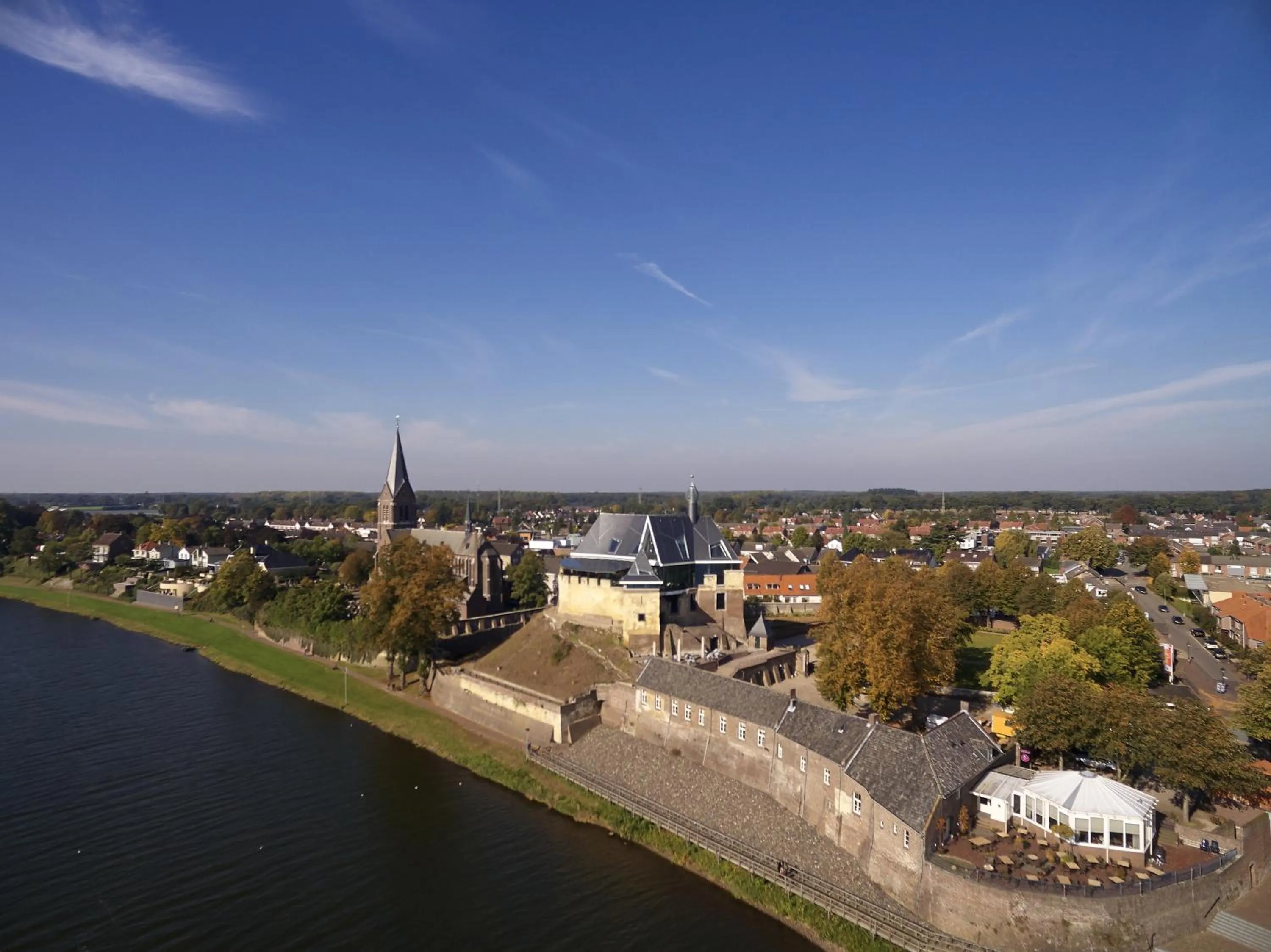 Bird's eye view in Baron Frits