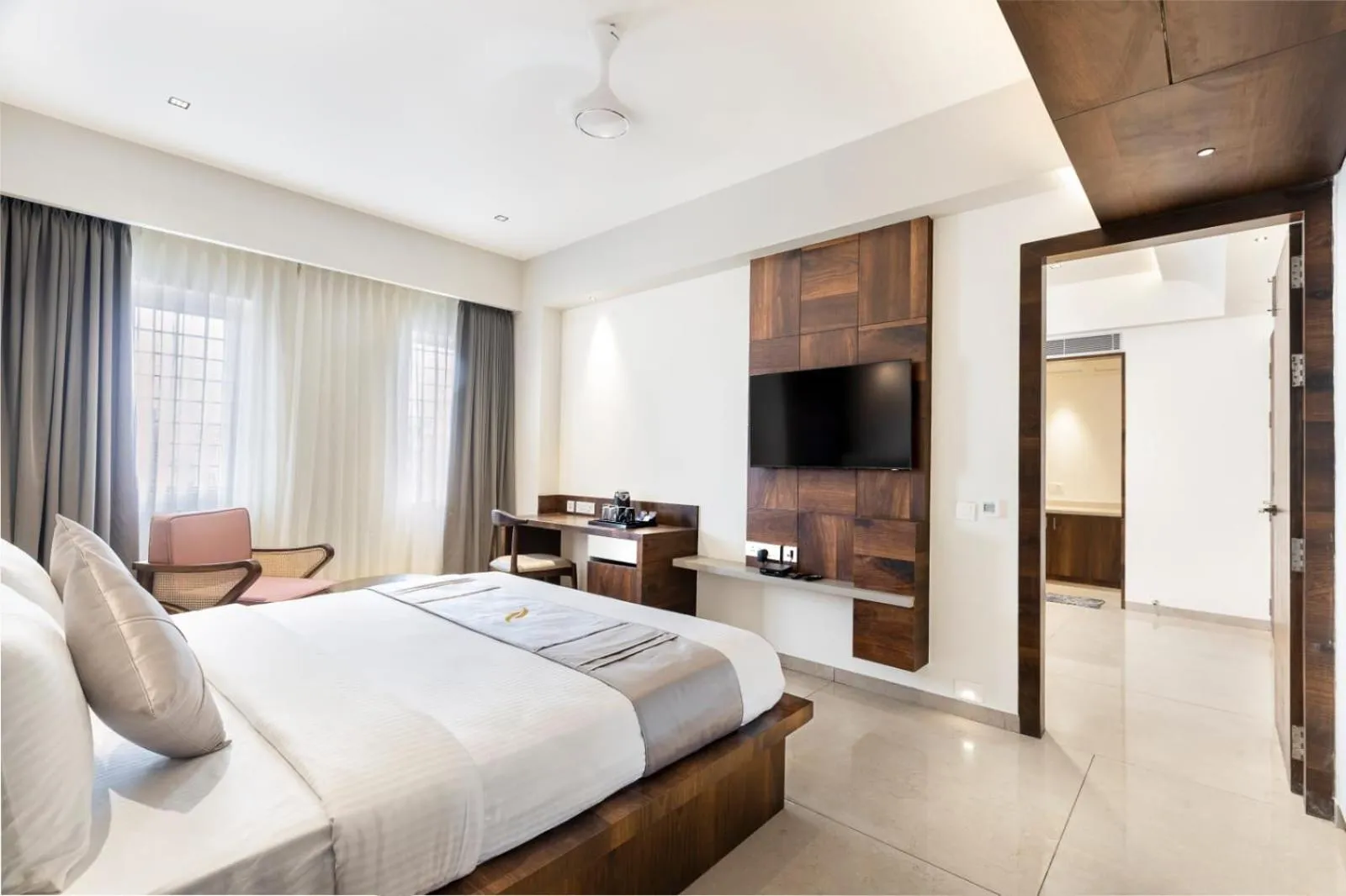 Bed in Narthaki Boutique Hotel