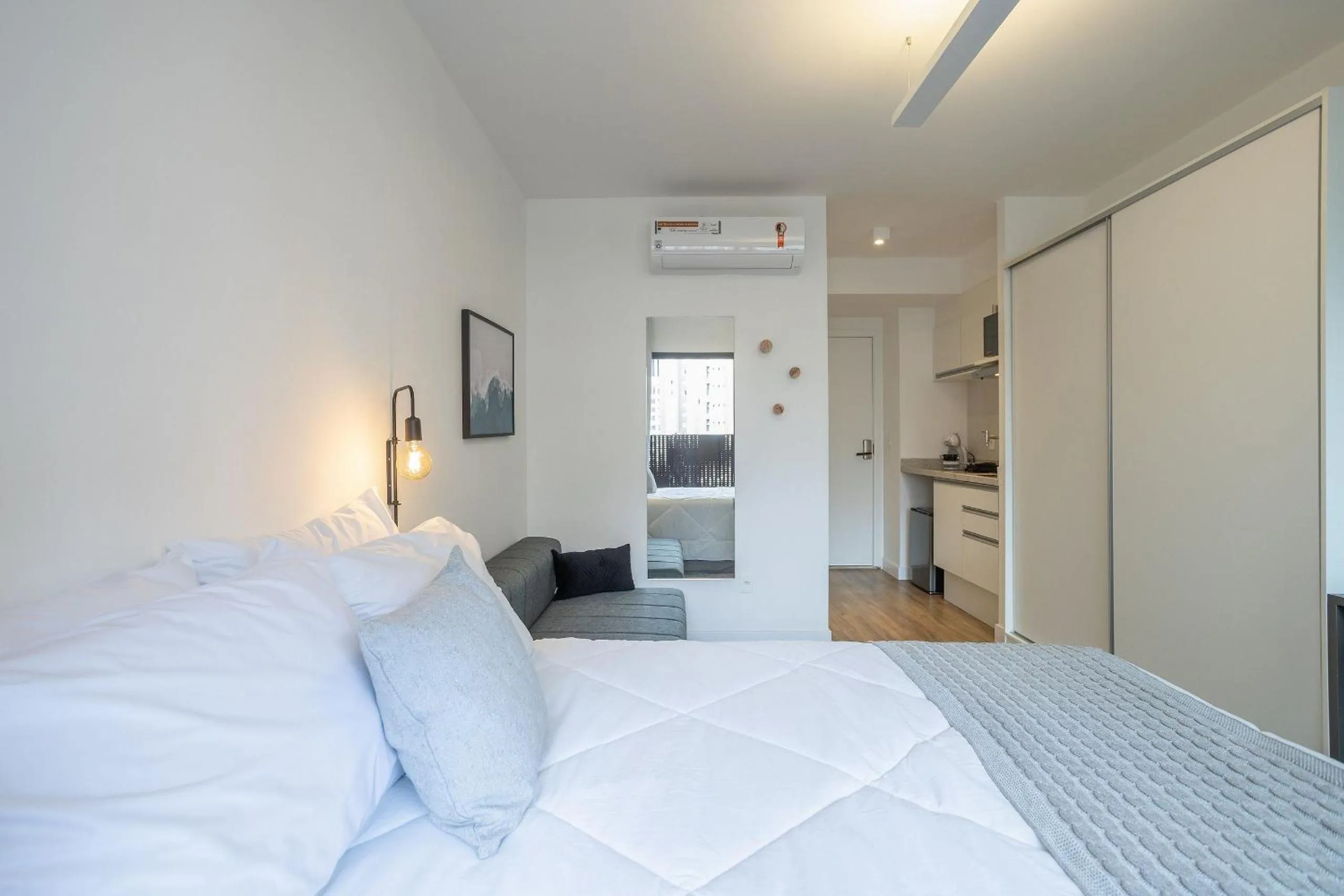 Bedroom, Bed in Walk Moema