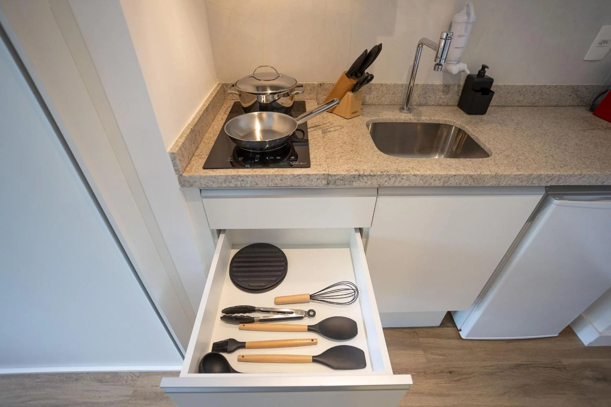 Kitchen or kitchenette in Walk Moema