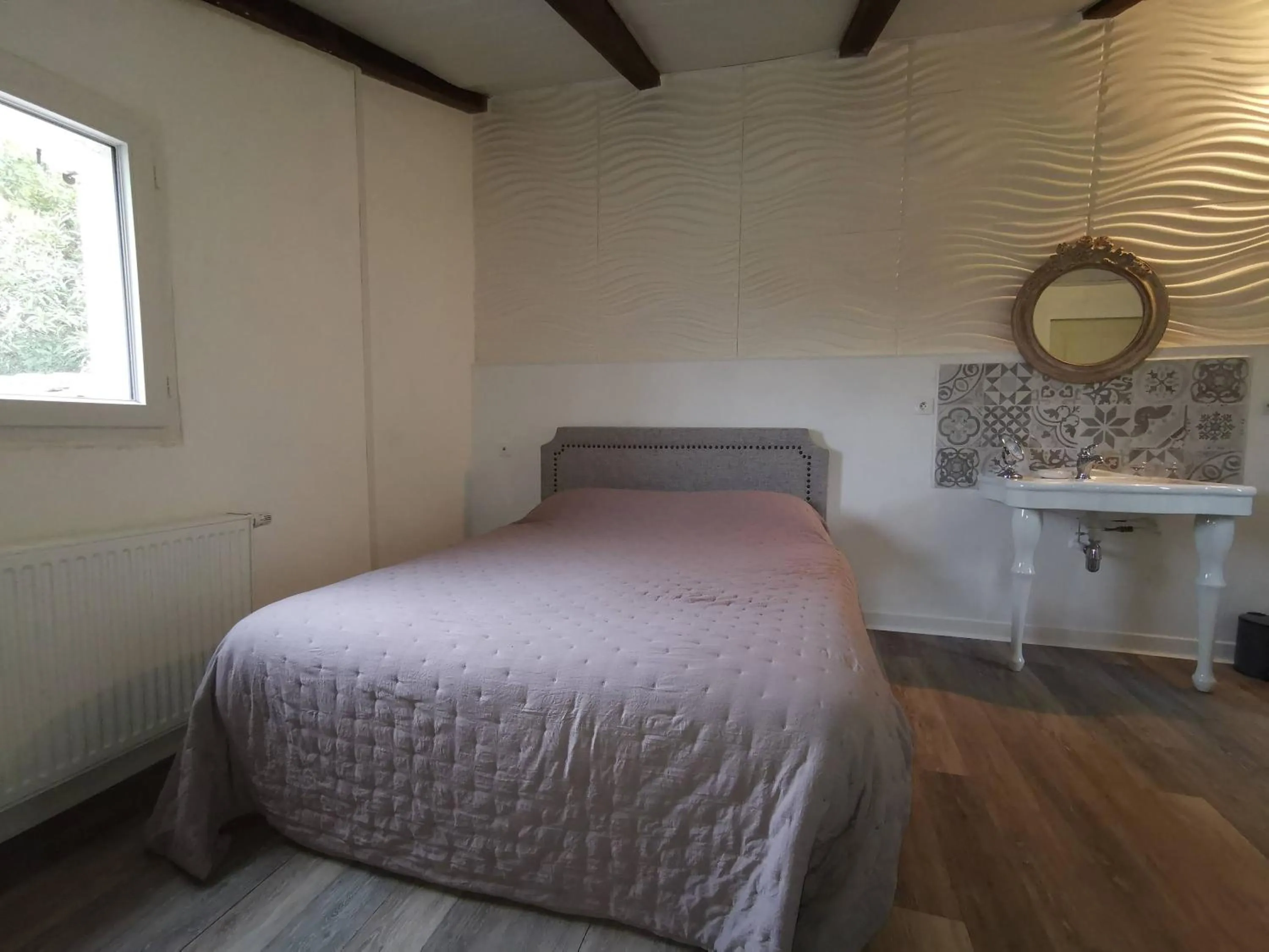 Bedroom, Bed in La Bastide des Mûriers