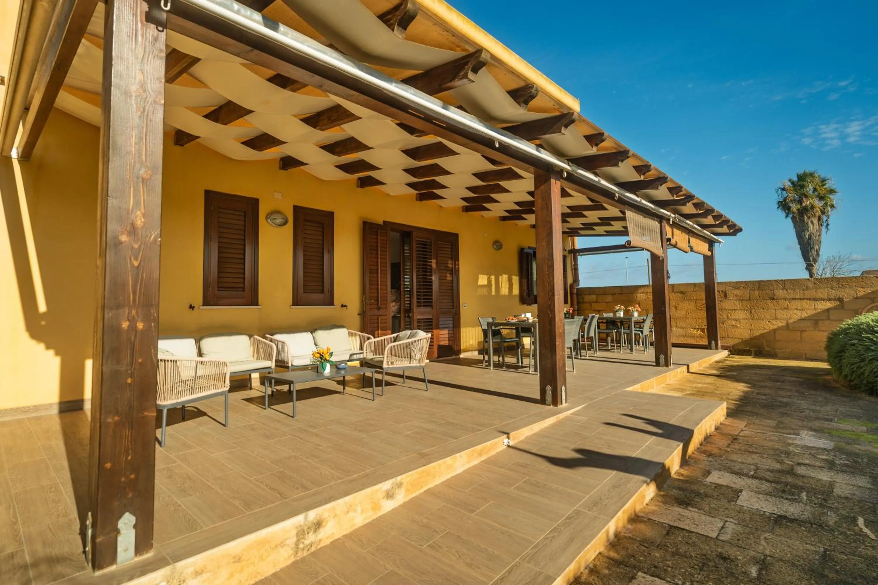 Patio in Villa del Vento